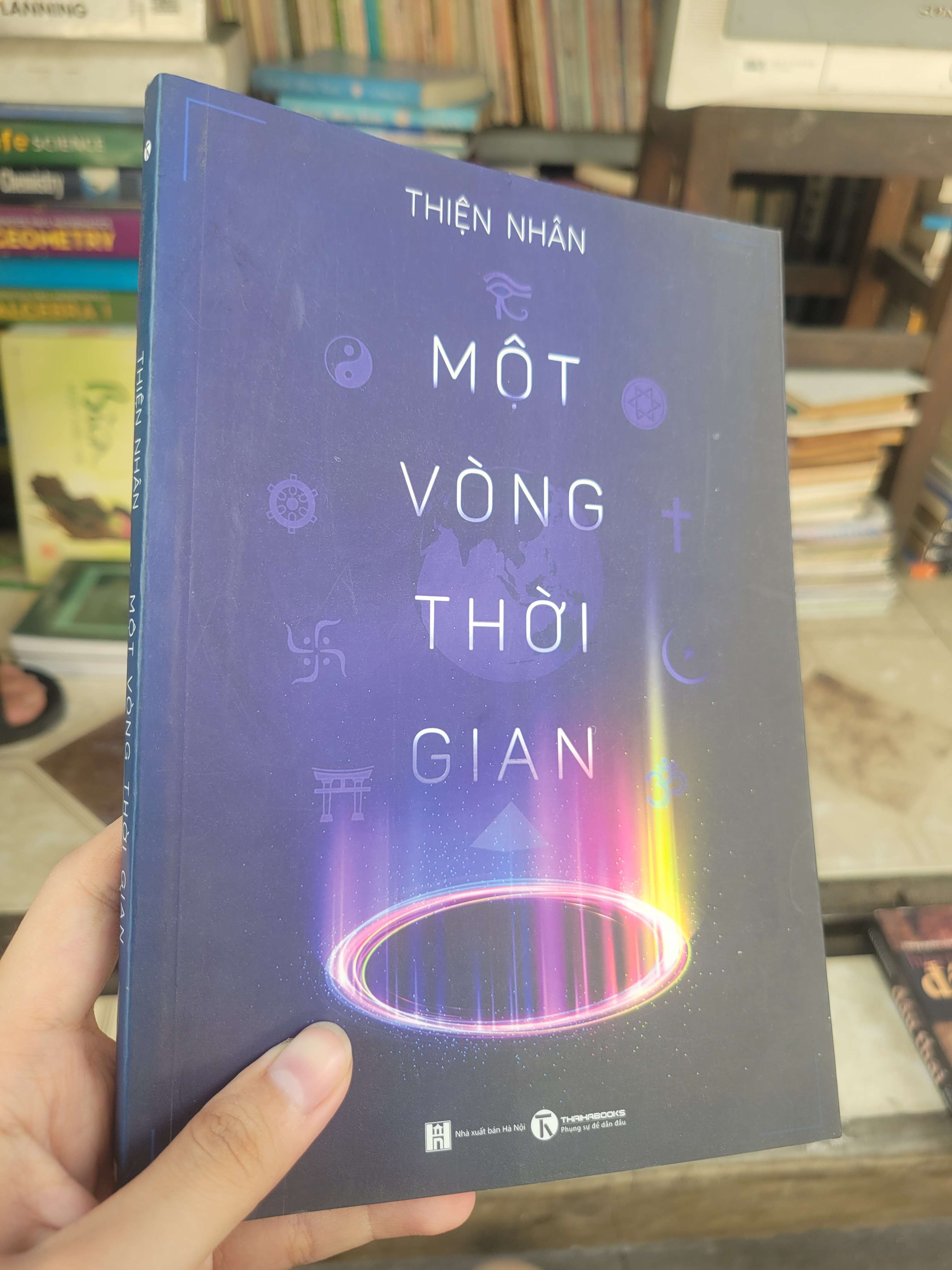 Một vòng thời gian - Thiện Nhân 2021 mới 80% bẩn bìa, ố (Sách tôn giáo - tâm linh) BGB