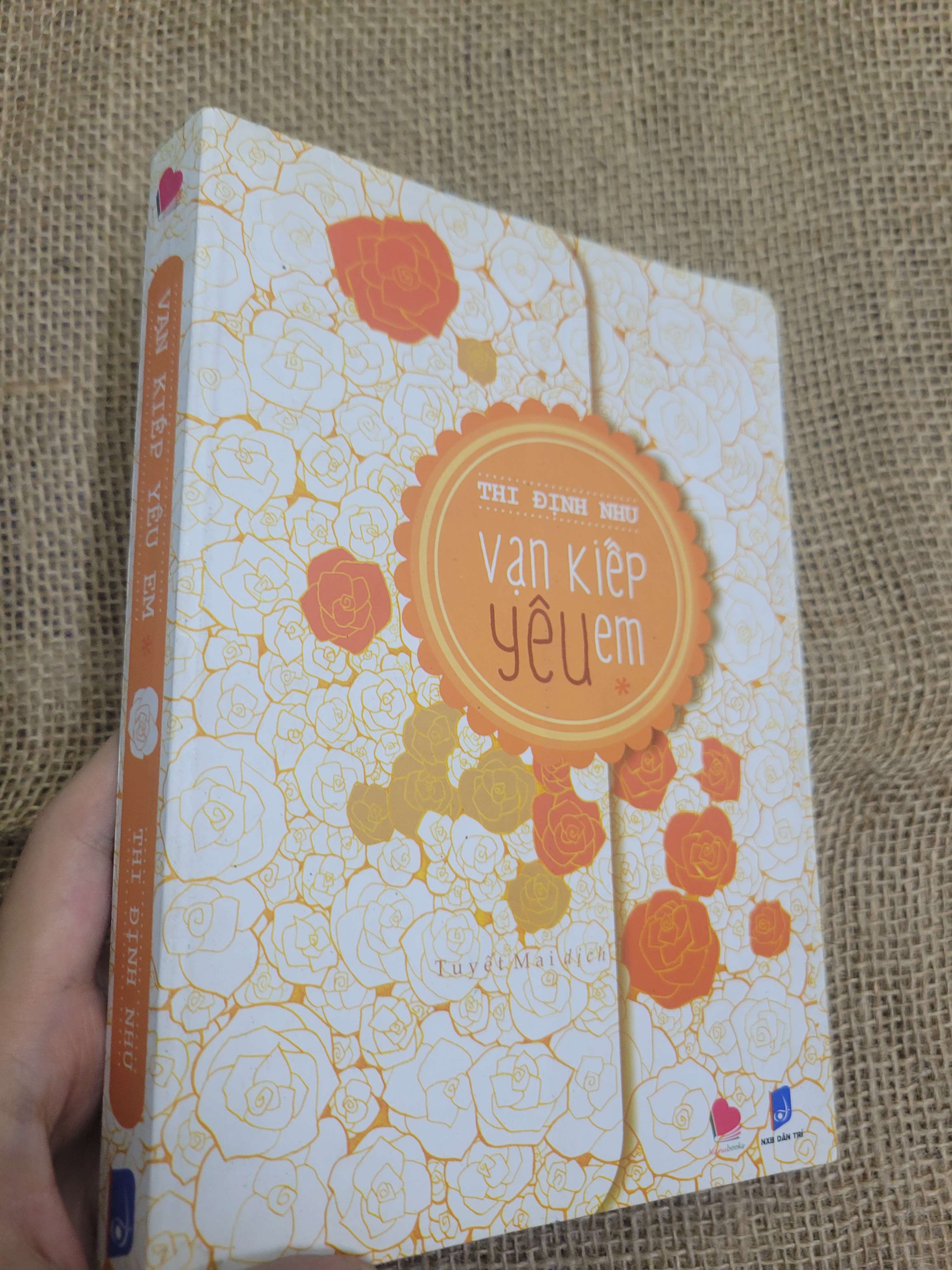 Vạn kiếp yêu em - Thi Định Nhu 2016 mới 80% bẩn bìa, ố (Sách văn học) HLSC