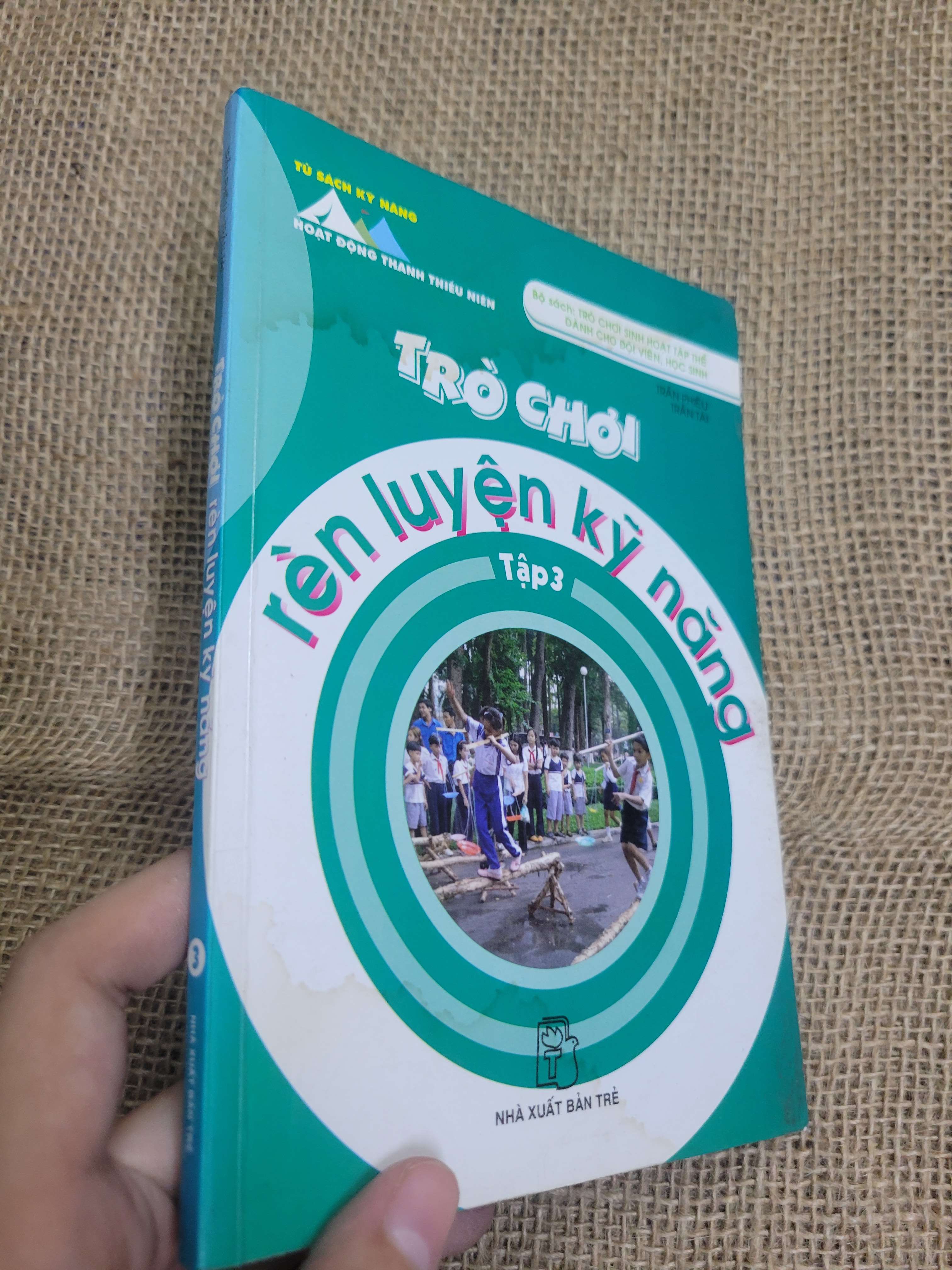 Trò chơi rèn luyện kỹ năng tập 3 2008 mới 80% bẩn bìa, ố (Kiến thức - kỹ năng cho con) HLSC