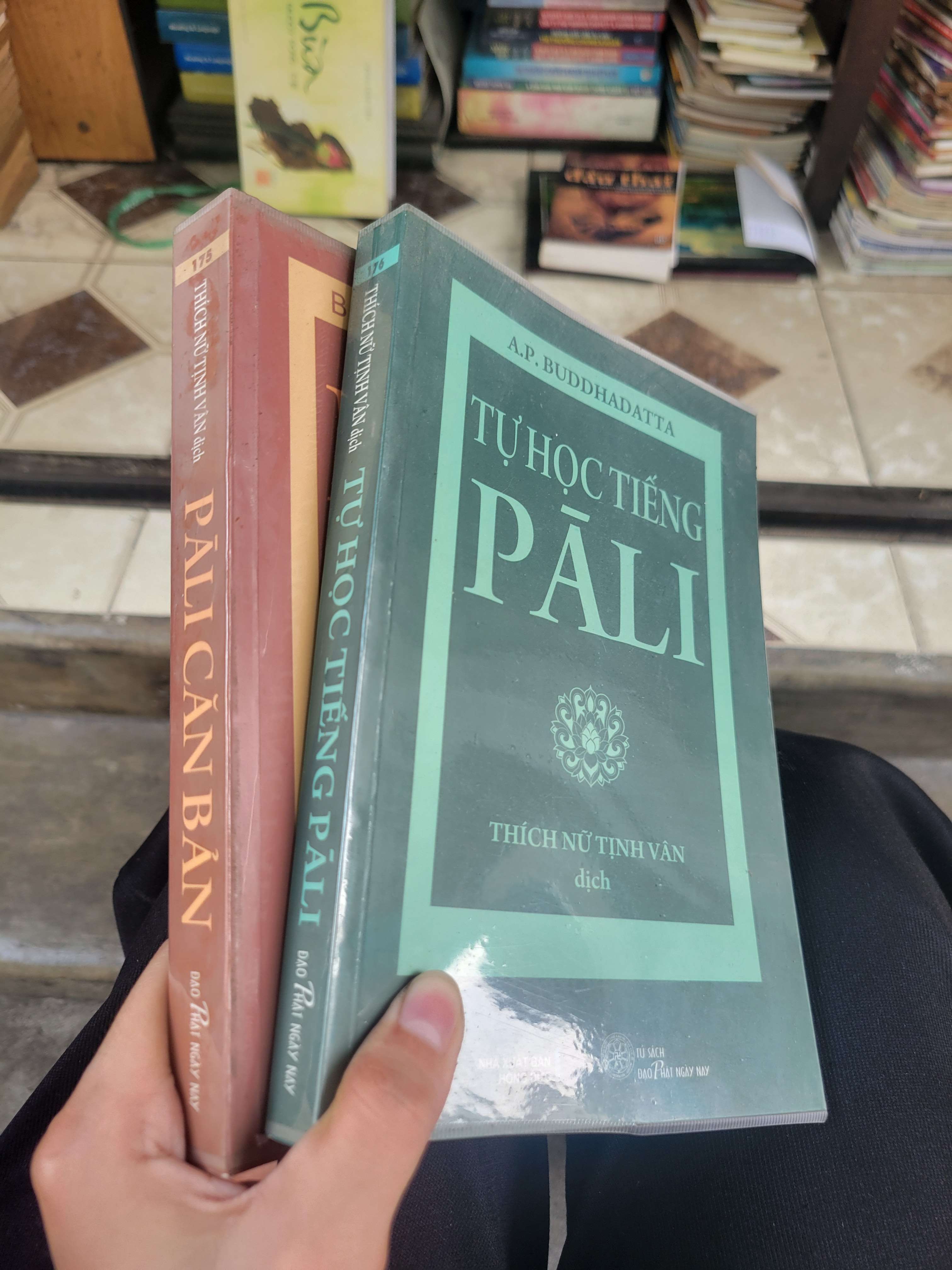 2 cuốn Tự học tiếng Pali - Pali căn bản 2018 mới 80% bẩn bìa, ố (Sách tôn giáo - tâm linh) BGB