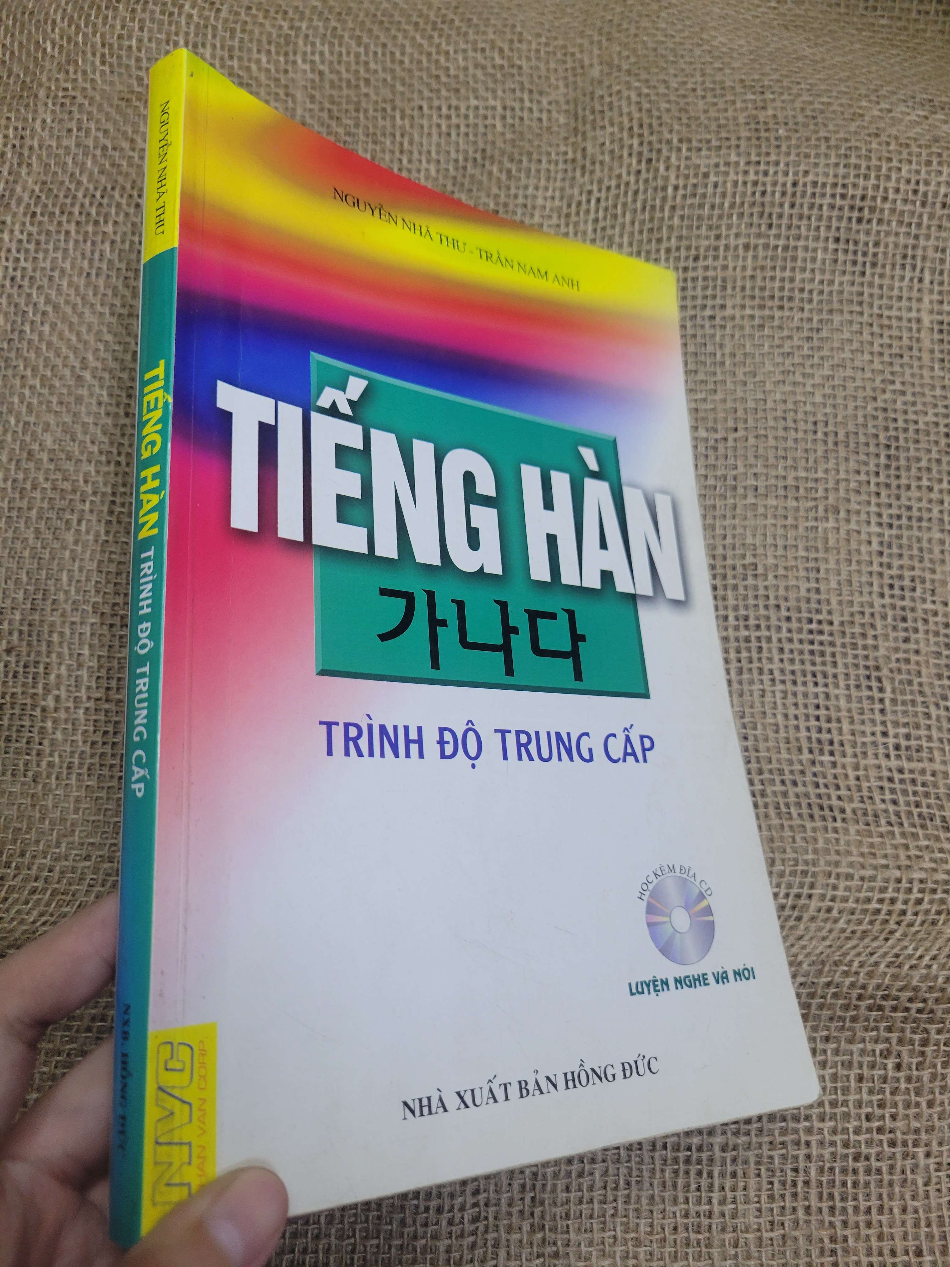 Tiếng Hàn trình độ trung cấp 2008 mới 70% bẩn bìa, ố, có chữ viết (Sách học tiếng Hàn) HLSC
