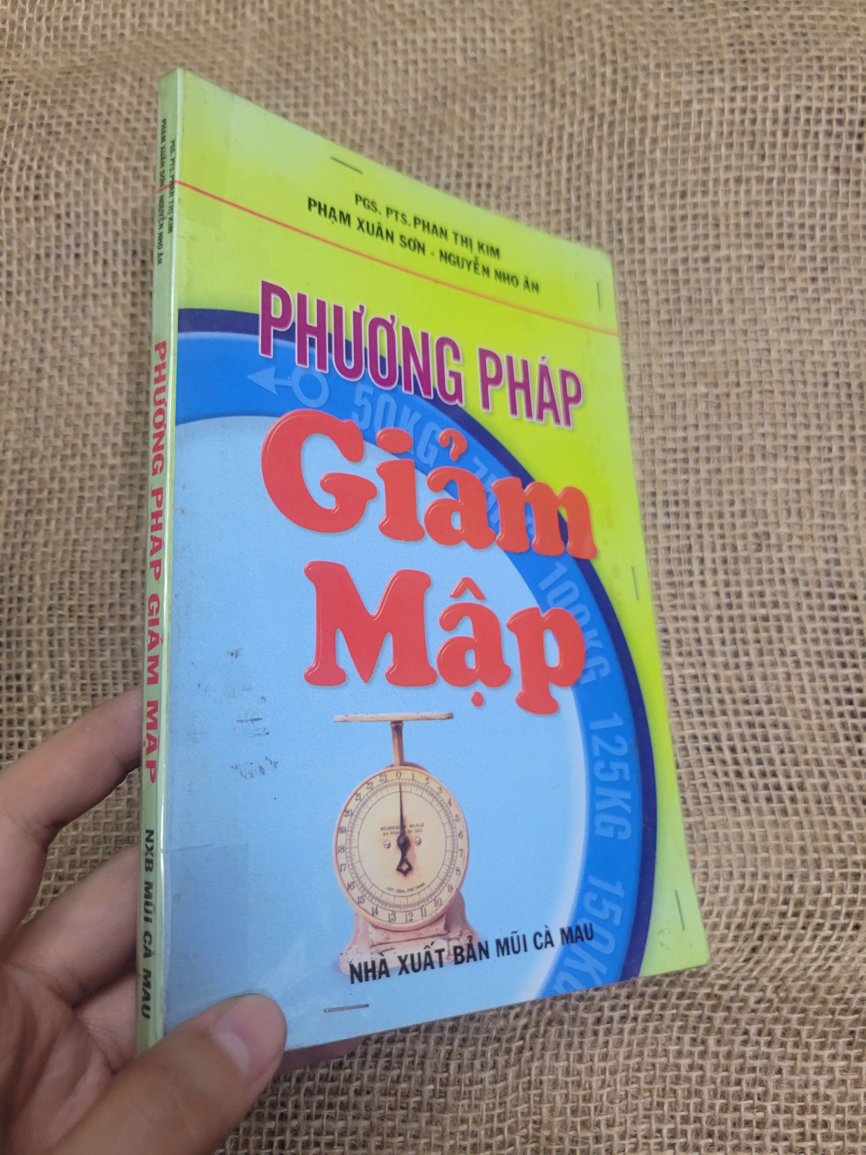 Phương pháp giảm mập 2002 mới 80% bẩn bìa, ố (Sách Y học - Sức khỏe - Thể thao) HLSC