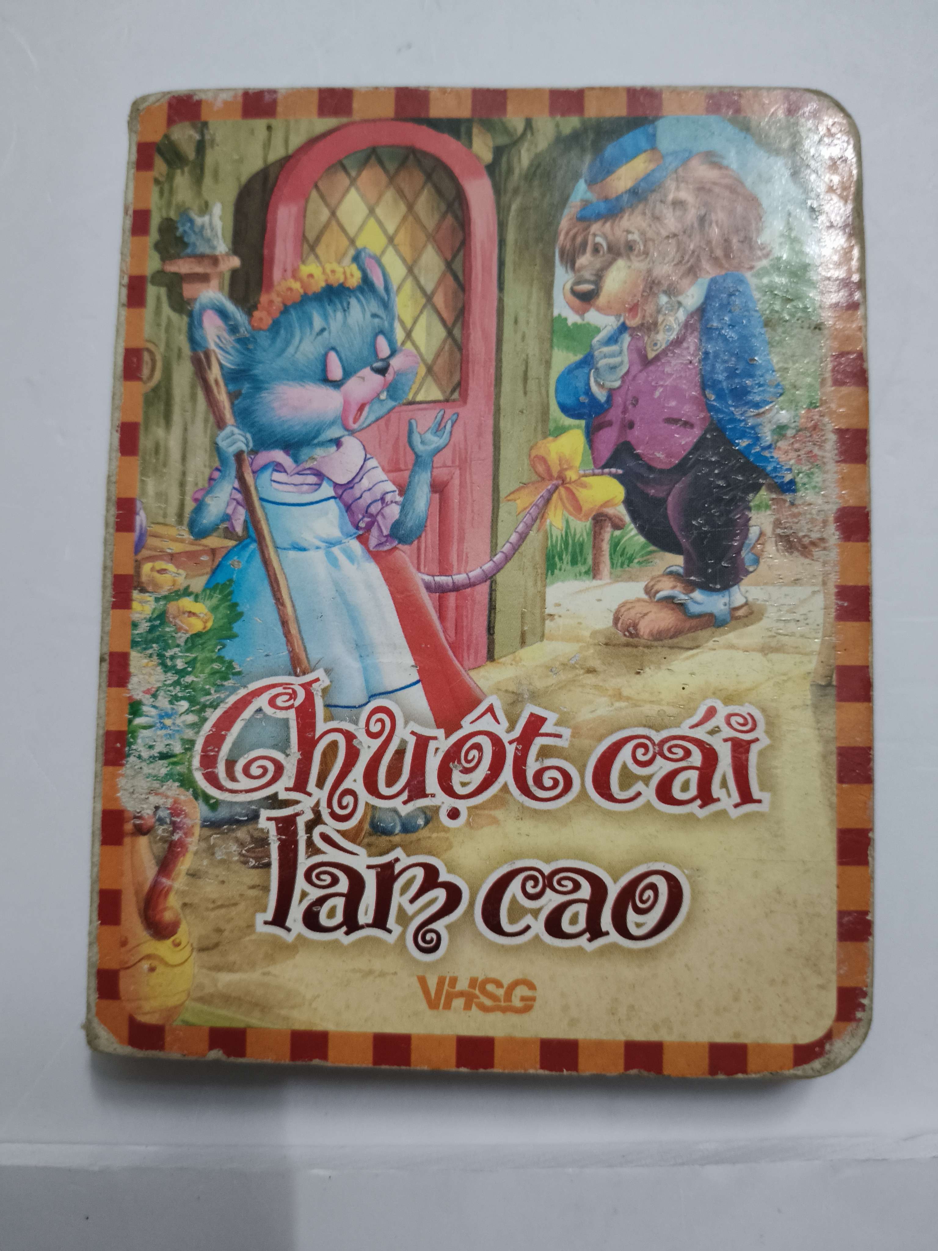 Chuột cái làm cao (S48) - Xb 2007 - Kt 10 x 13 (Sách văn học) ANTQ