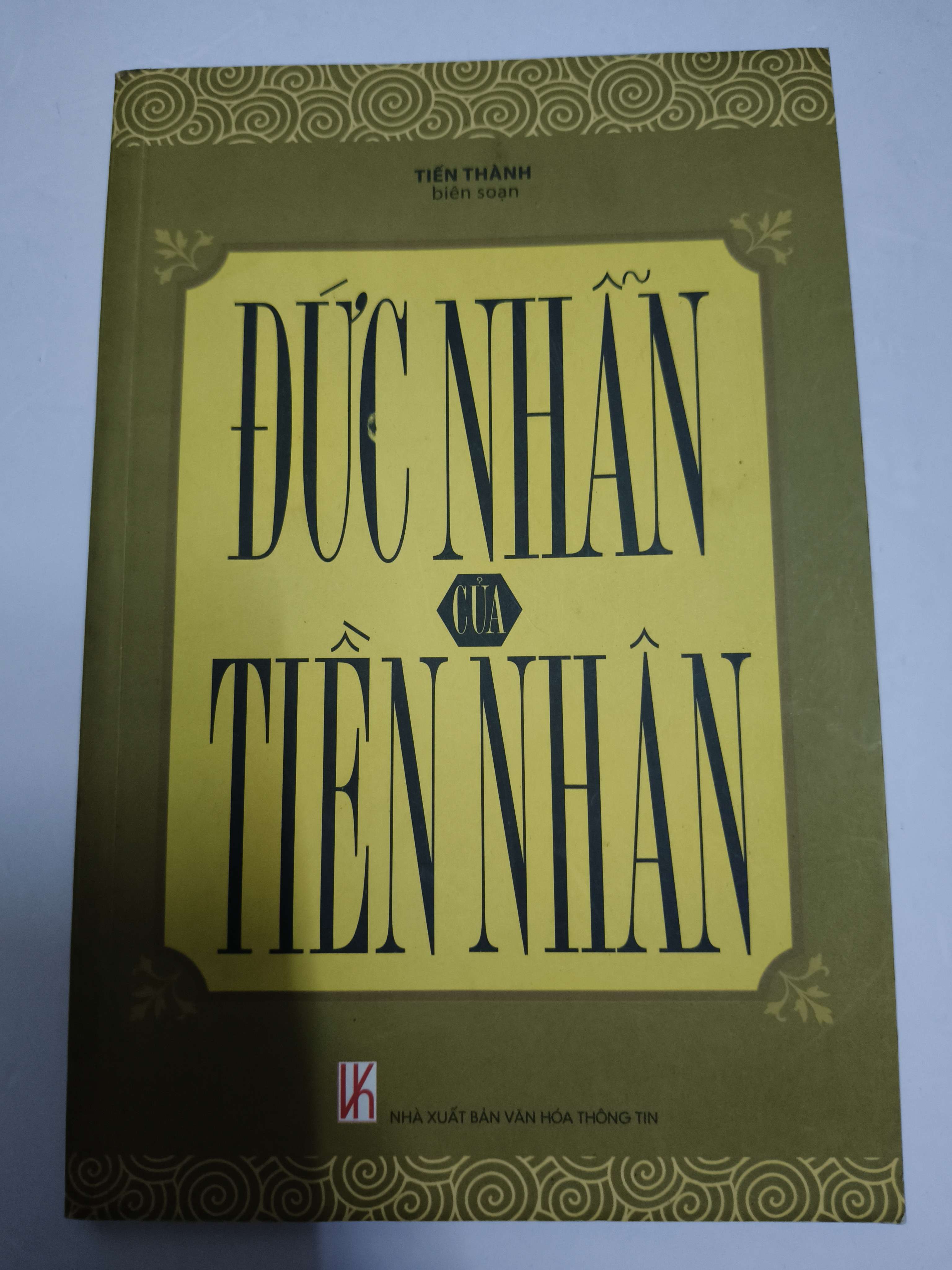 Đức nhẫn của tiền nhân - Xb 2008 - 179 trang (Sách lịch sử - triết học) ANTQ