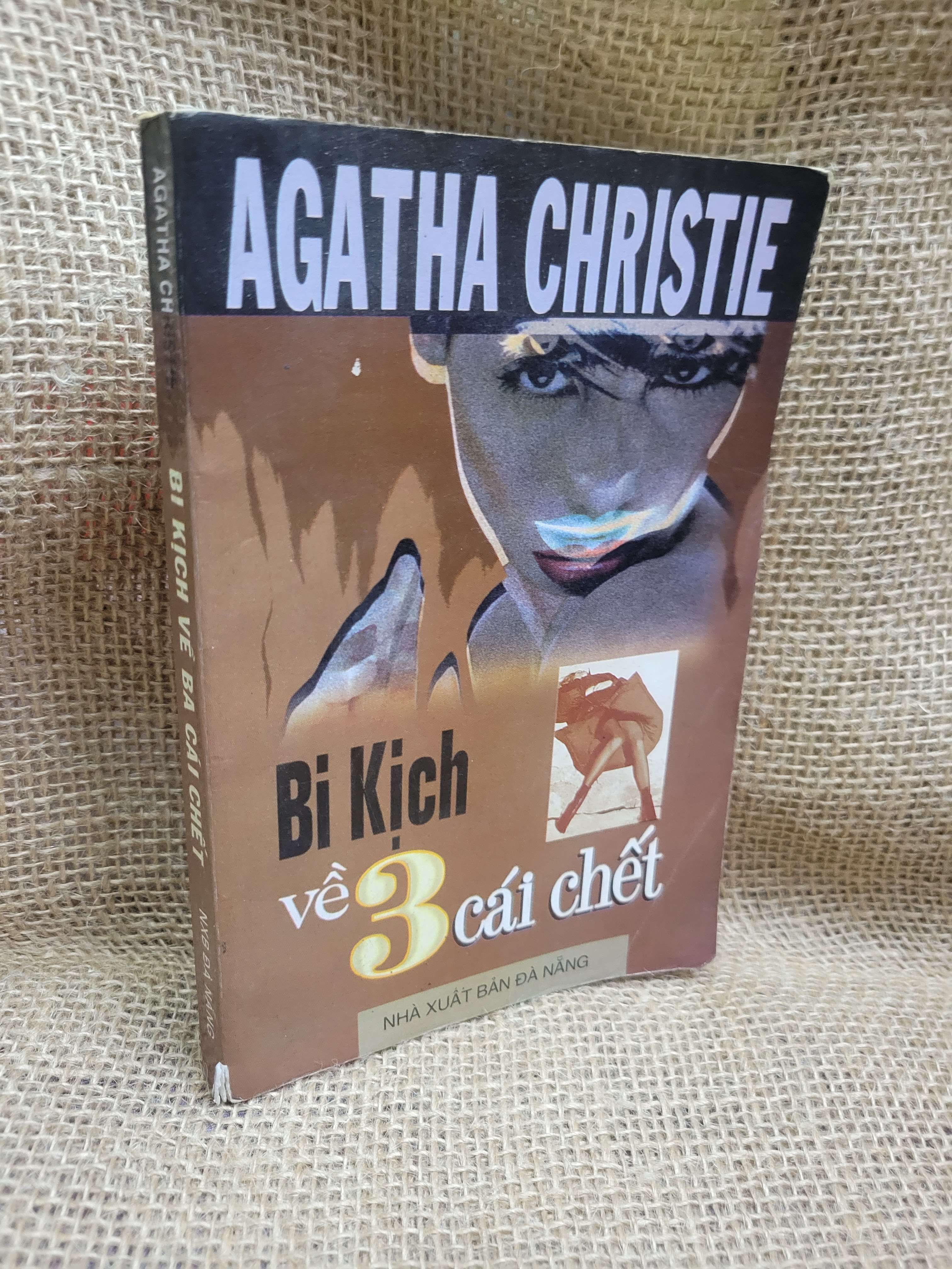 Bi kịch về 3 cái chết - Agatha Christie 2001 mới 70% bẩn bìa, ố, có chữ viết, tróc gáy (Sách văn học) HCM