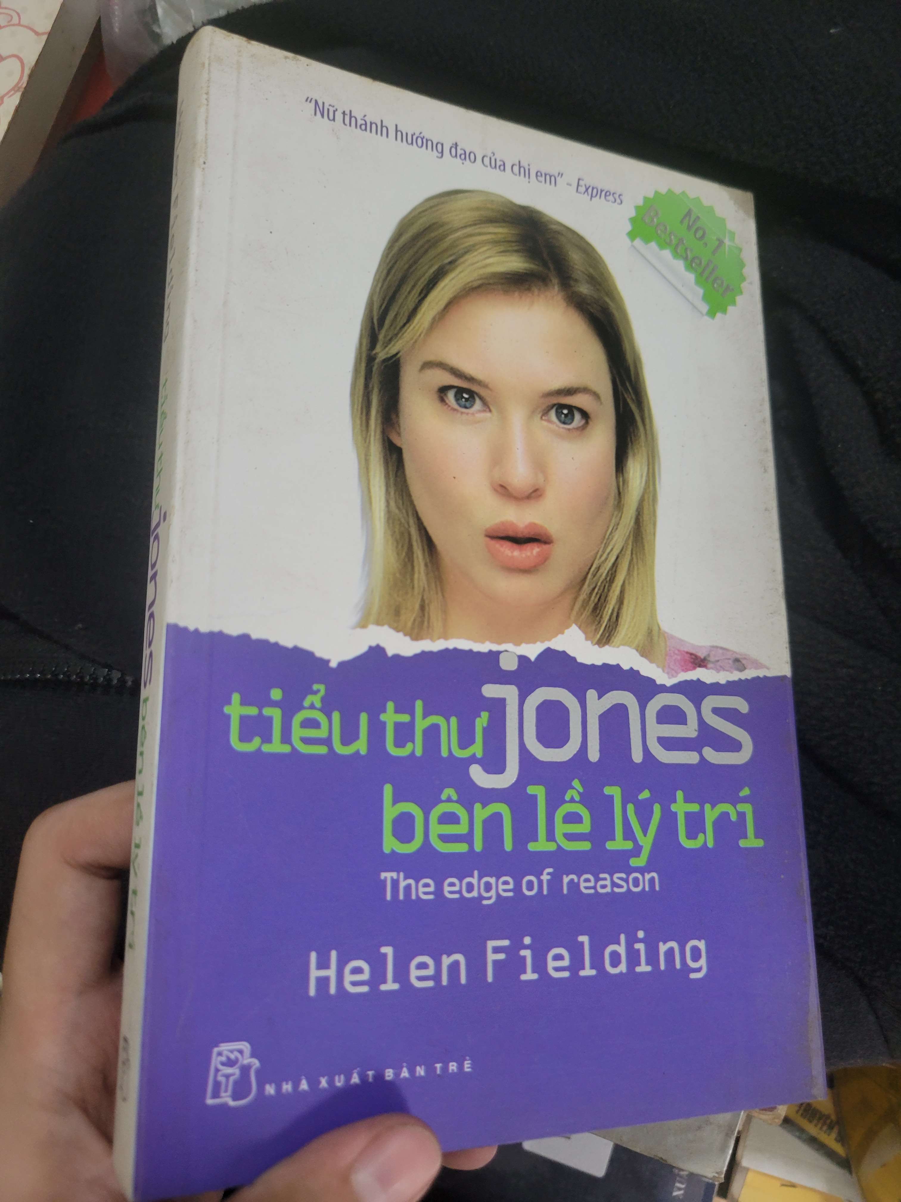 Tiểu thư Jones bên lề lý trí - Helen Fielding 2010 mới 80% ố, bẩn bìa (Sách văn học) BGB