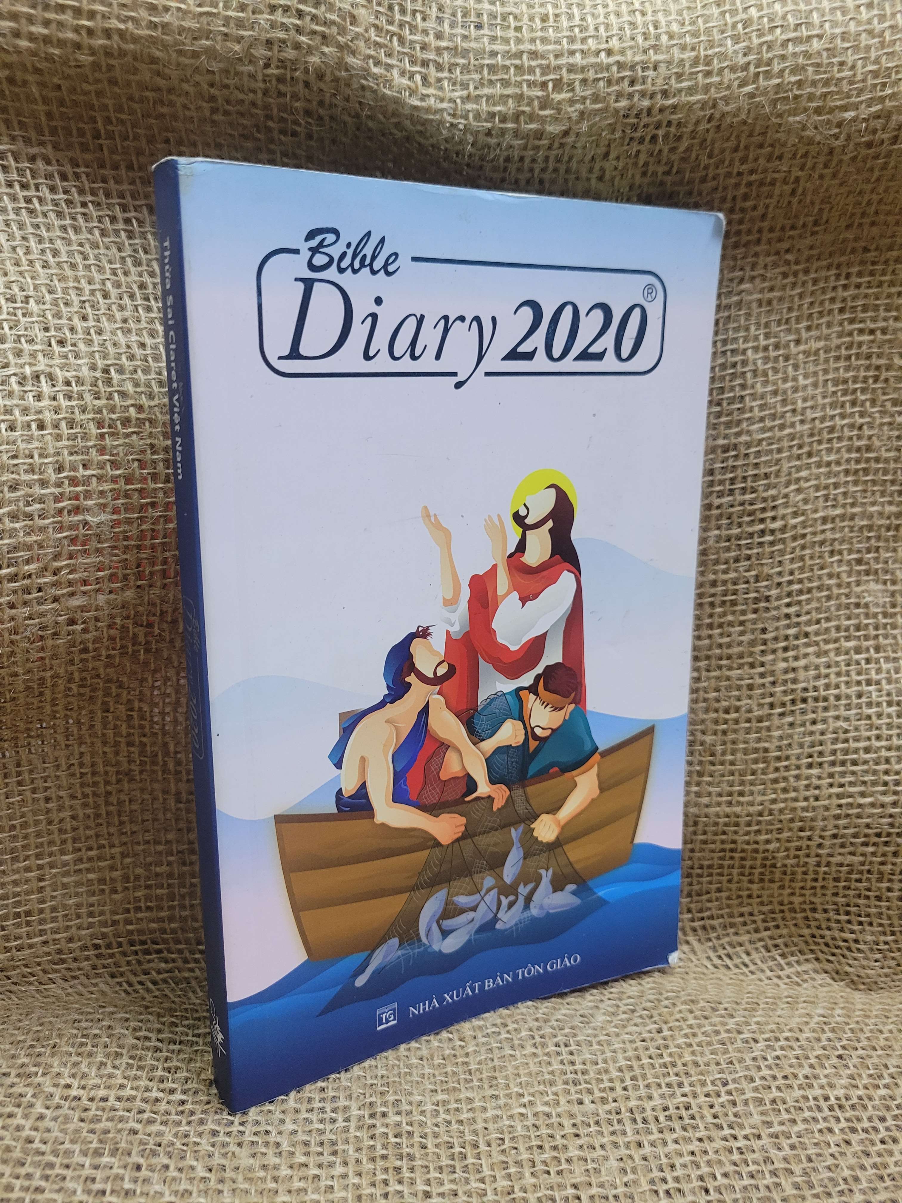 Diary 2020 - Bible sách màu mới 80% ố, bẩn bìa (Sách ngoại) HCM