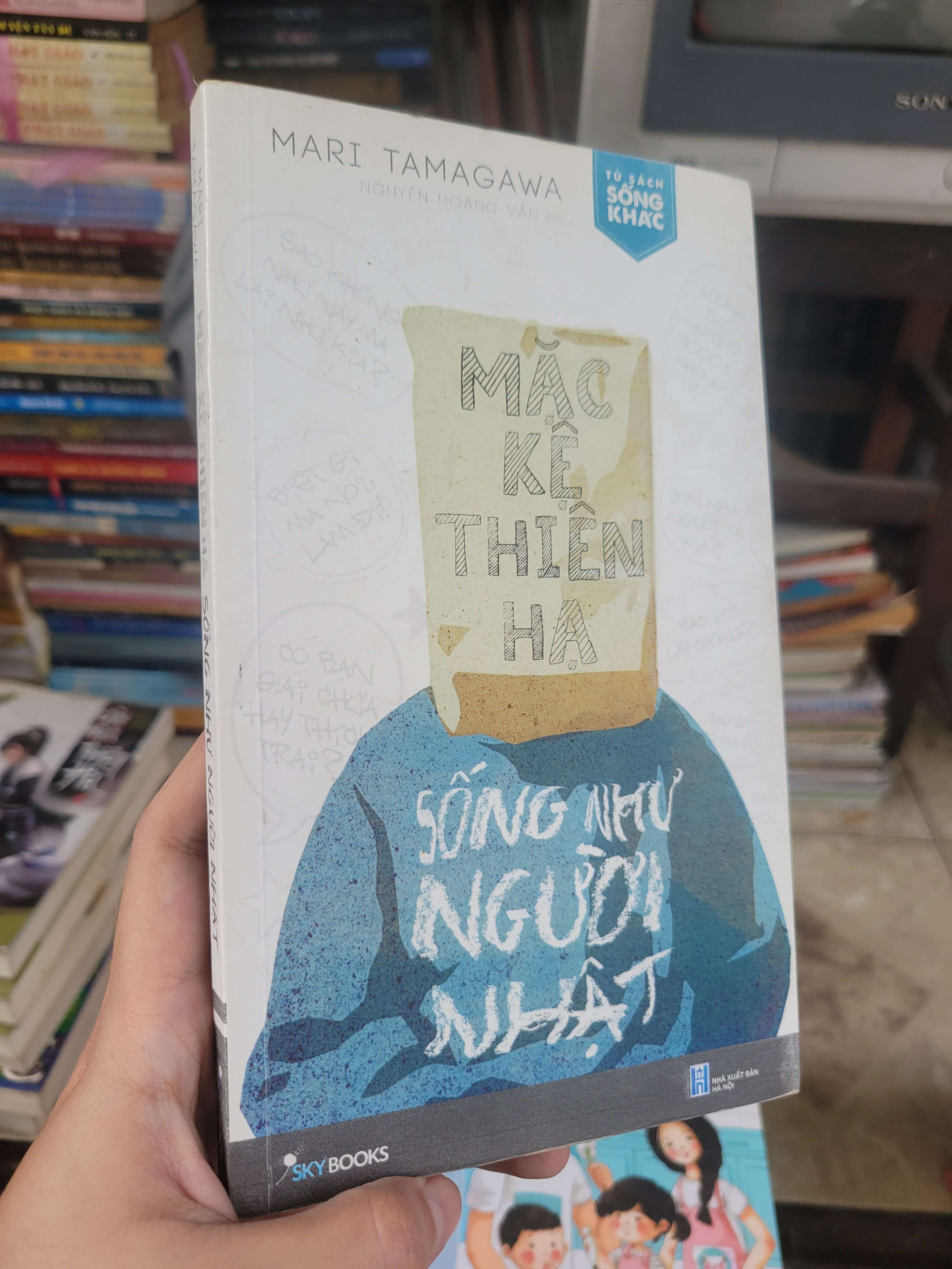 Mặc kệ thiên hạ sống như người Nhật - Mari Tamagawa 2017 mới 80% ố, bẩn bìa (Sách kỹ năng) BGB