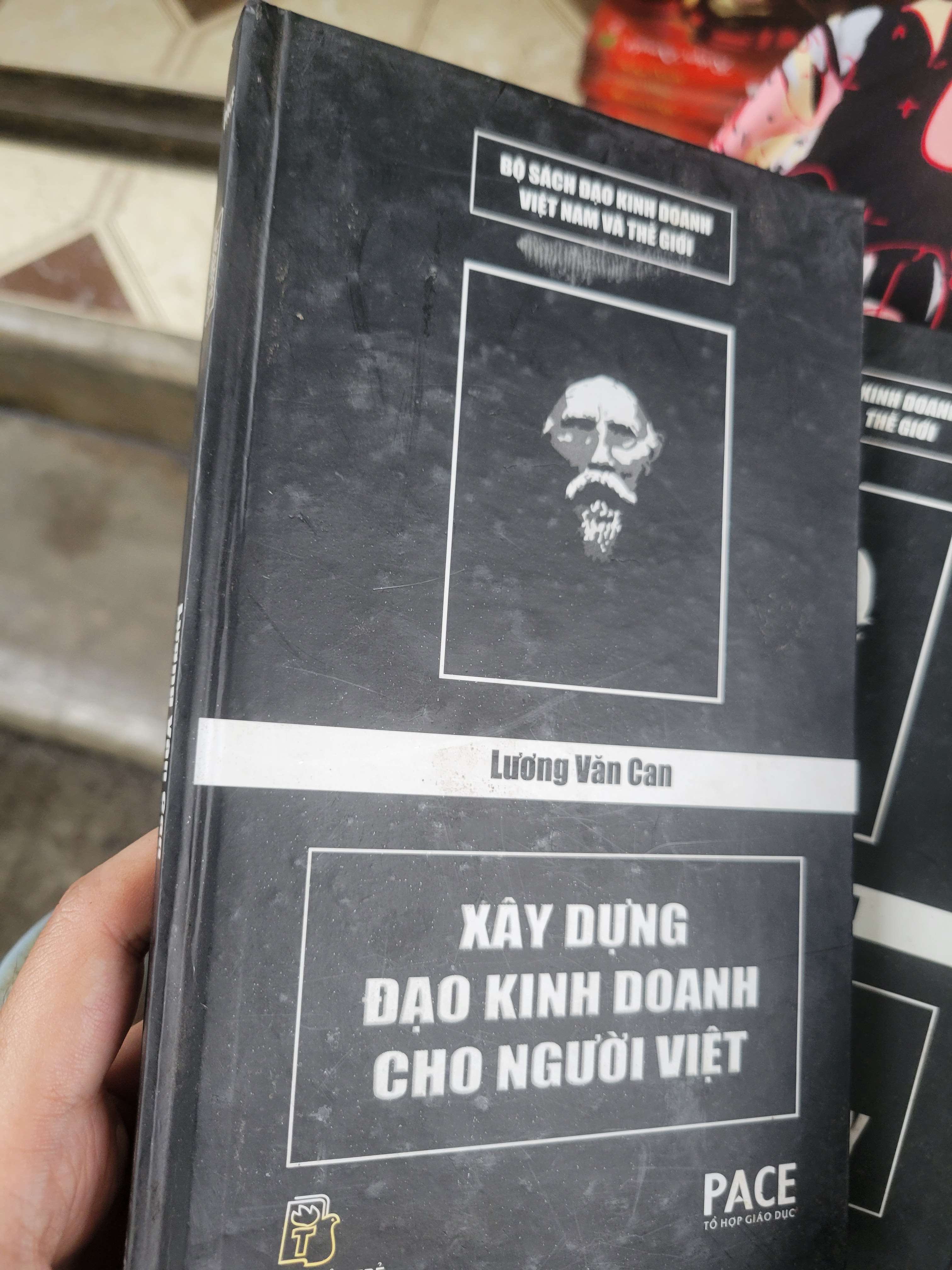 Lương Văn Can - Xây dựng đạo kinh doanh cho người Việt bìa cứng 2007 mới 80% ố, bẩn bìa (Sách Danh nhân) BGB
