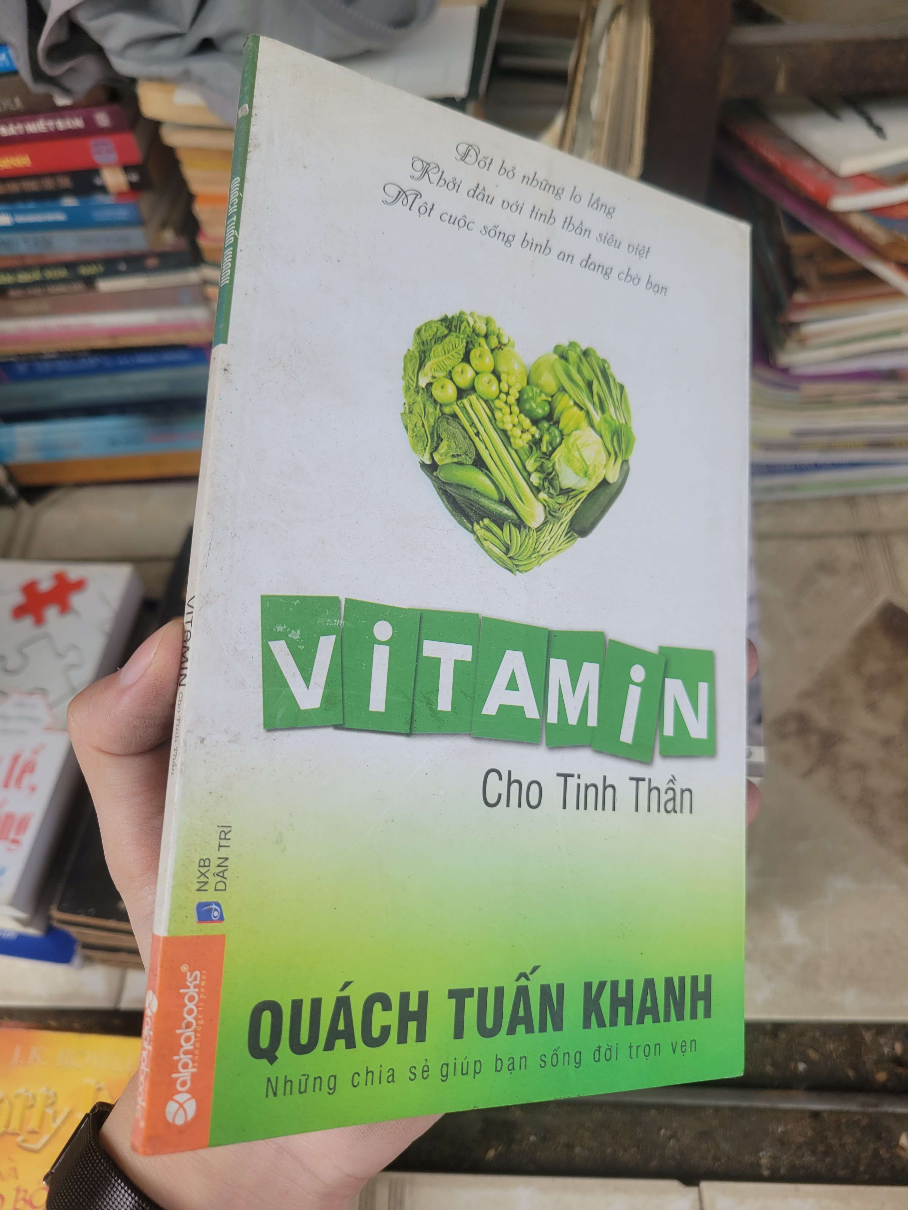 Vitamin cho tinh thần - Quách Tuấn Khanh 2013 mới 80% ố, bẩn bìa (Sách Y học - Sức khỏe - Thể thao) BGB