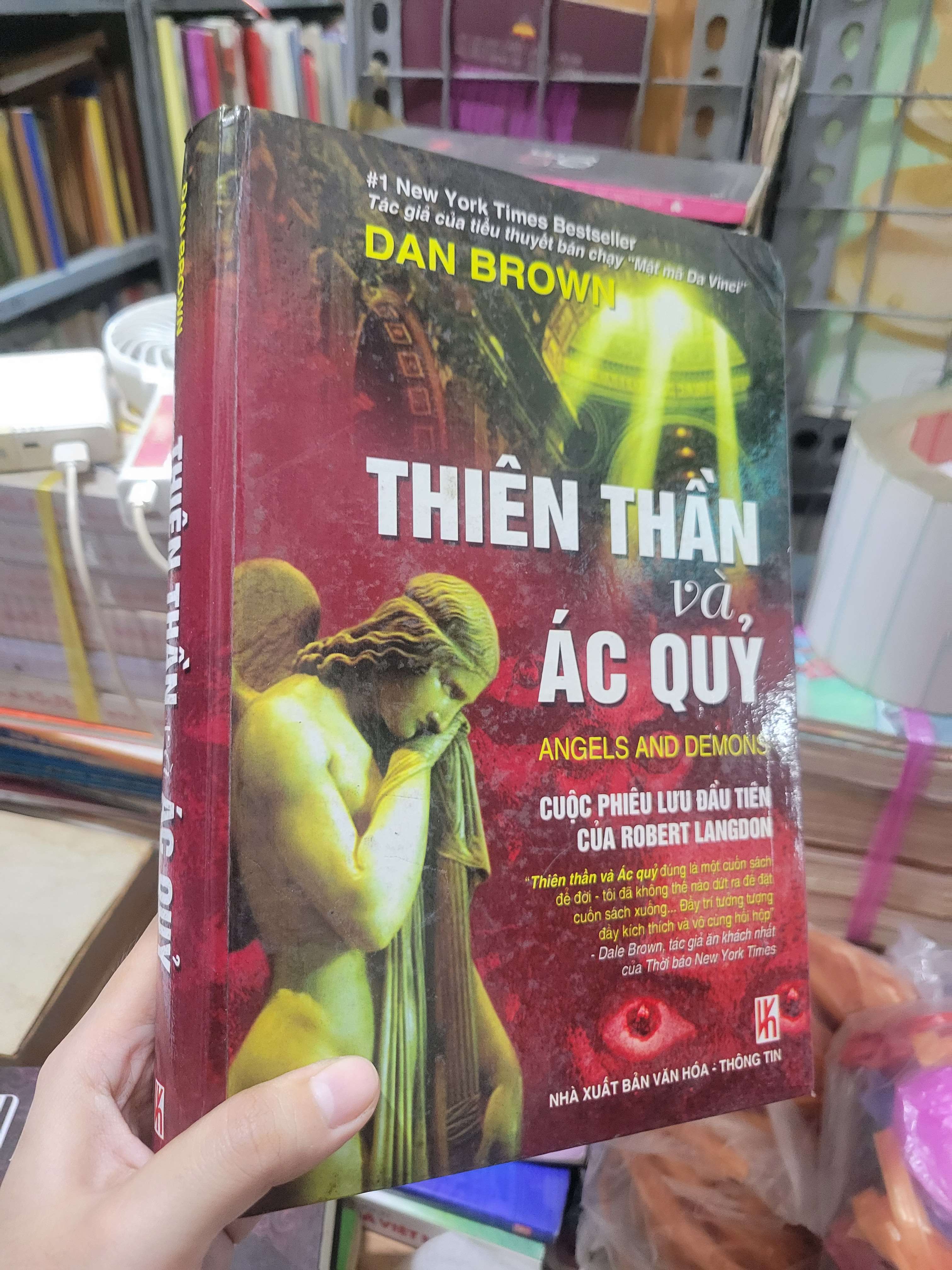 Thiên thần và ác quỷ - Dan Brown bìa cứng 2007 mới 80% ố, bẩn bìa (Sách văn học) BGB