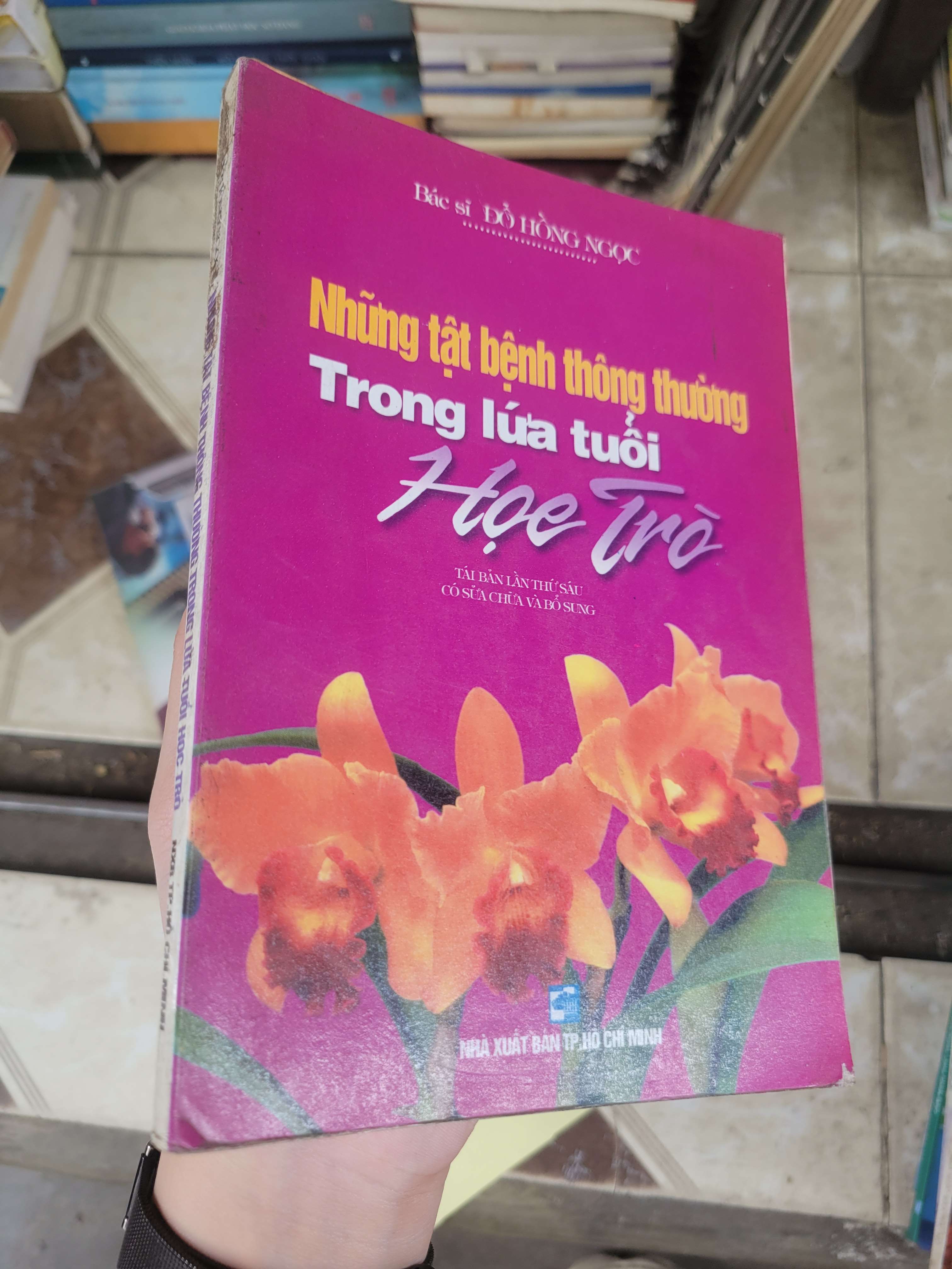 Những tật bệnh thông thường trong lứa tuổi học trò - Bác sĩ Đỗ Hồng Ngọc 2000 mới 80% ố, bẩn bìa (Sách Y học - Sức khỏe - Thể thao) BGB