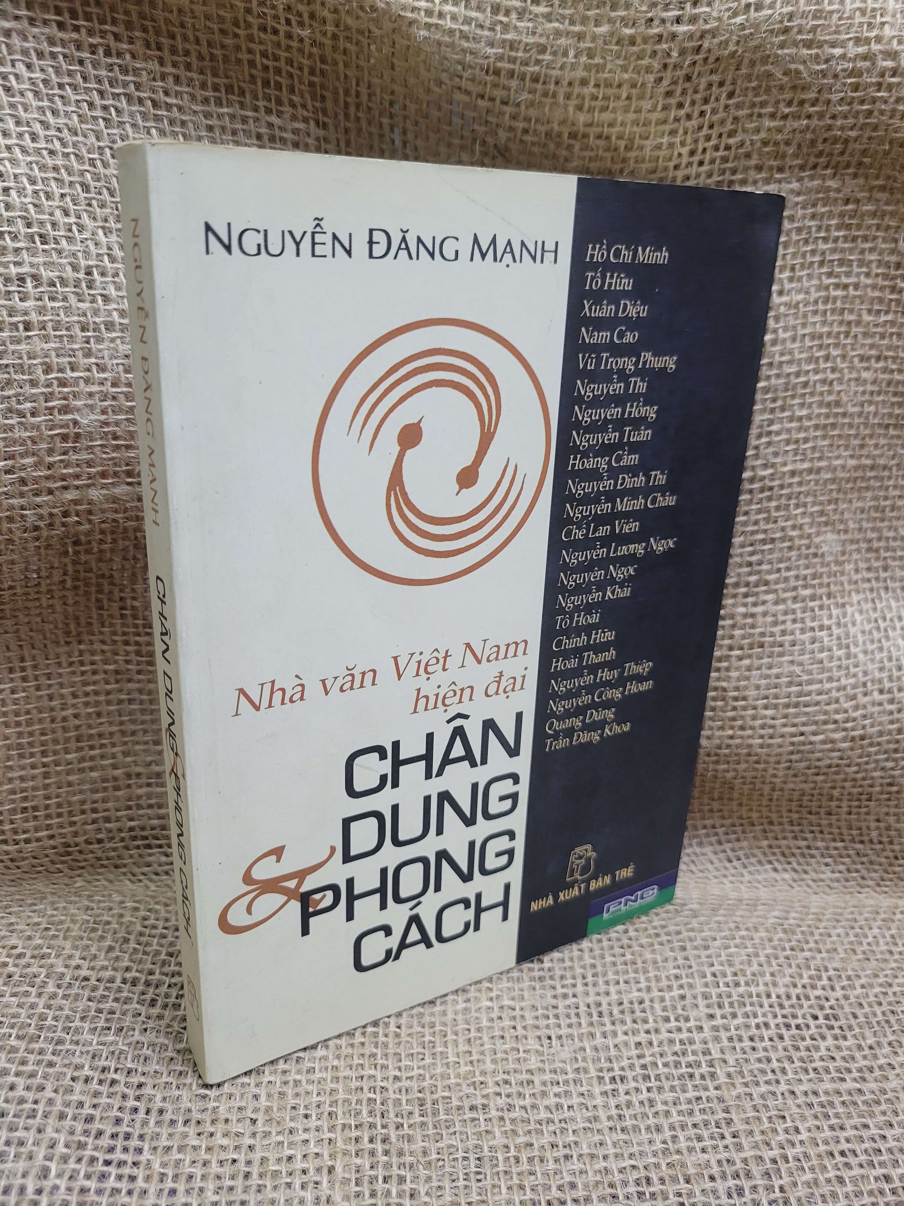 Chân dung & phong cách - Nguyễn Đăng Mạnh 2005 mới 70% bẩn bìa, ố, có chữ viết (Sách văn học) HCM