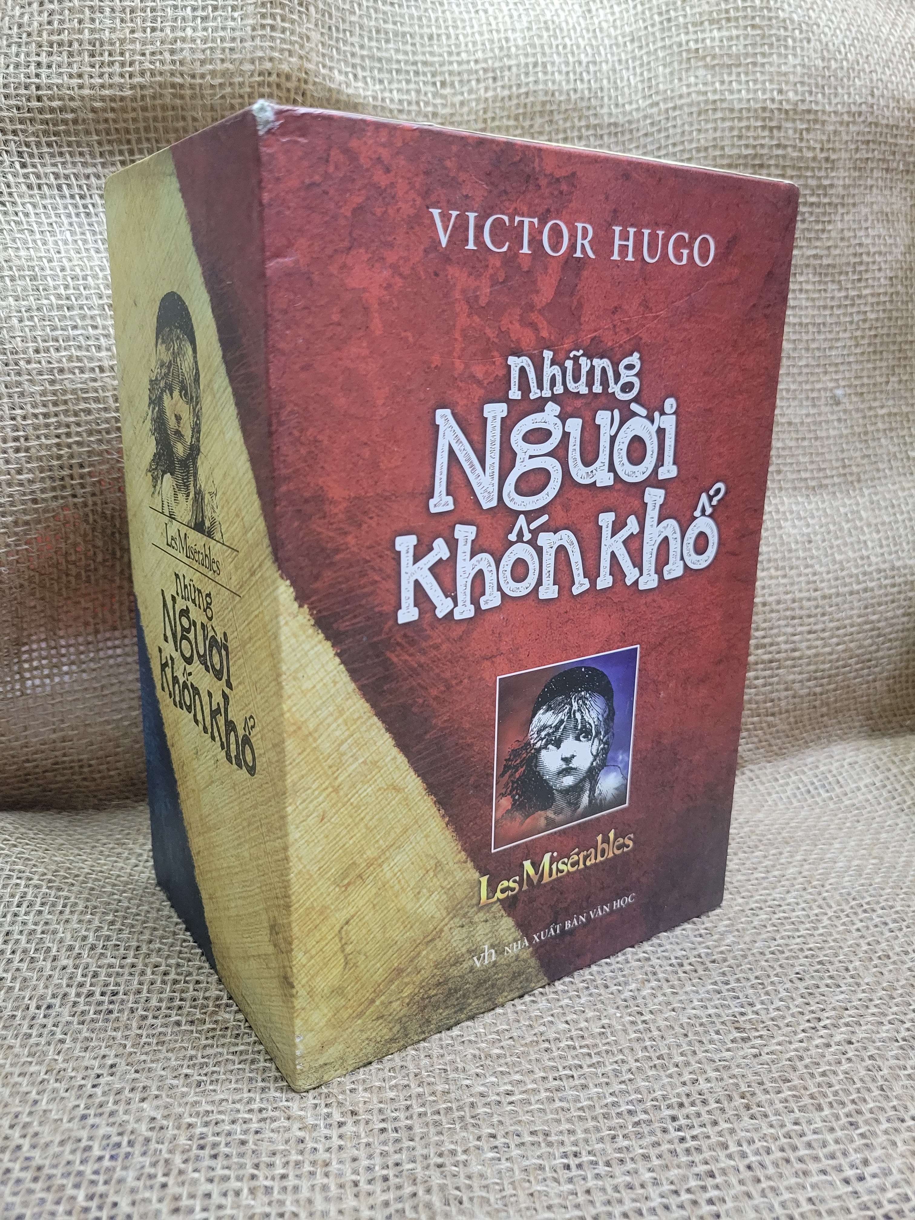 Box 3 cuốn Những người khốn khổ - Victor Hugo 2016 mới 80% ố, bẩn bìa (Sách văn học) HCM