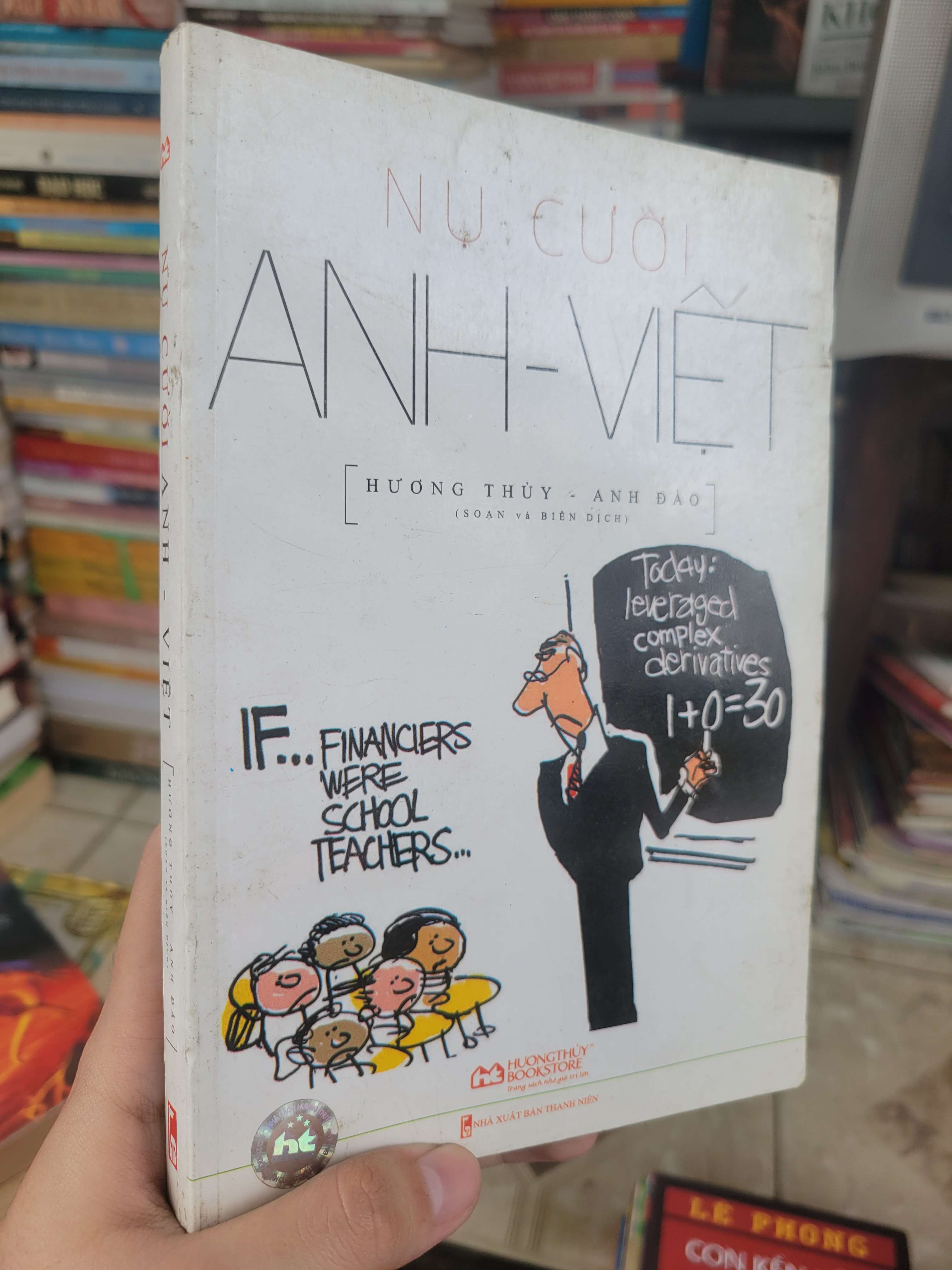 Nụ cười Anh Việt - Hương Thủy, Anh Đào song ngữ 2012 mới 80% ố, bẩn bìa (Truyện cười) BGB