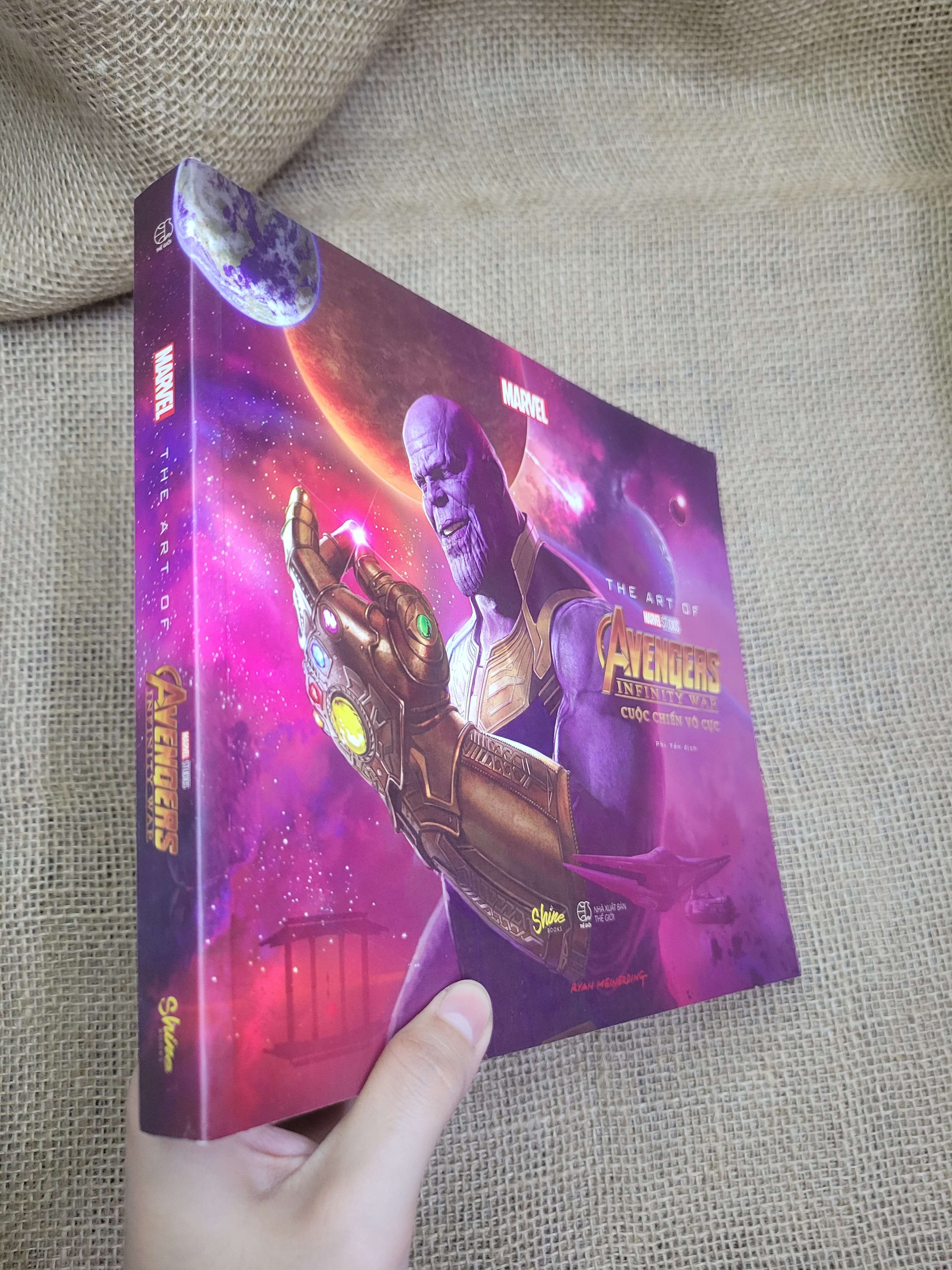 The art of Marvel - Avengers Infinity War sách màu 2020 mới 80% ố, bẩn bìa (Tạp chí) HCM