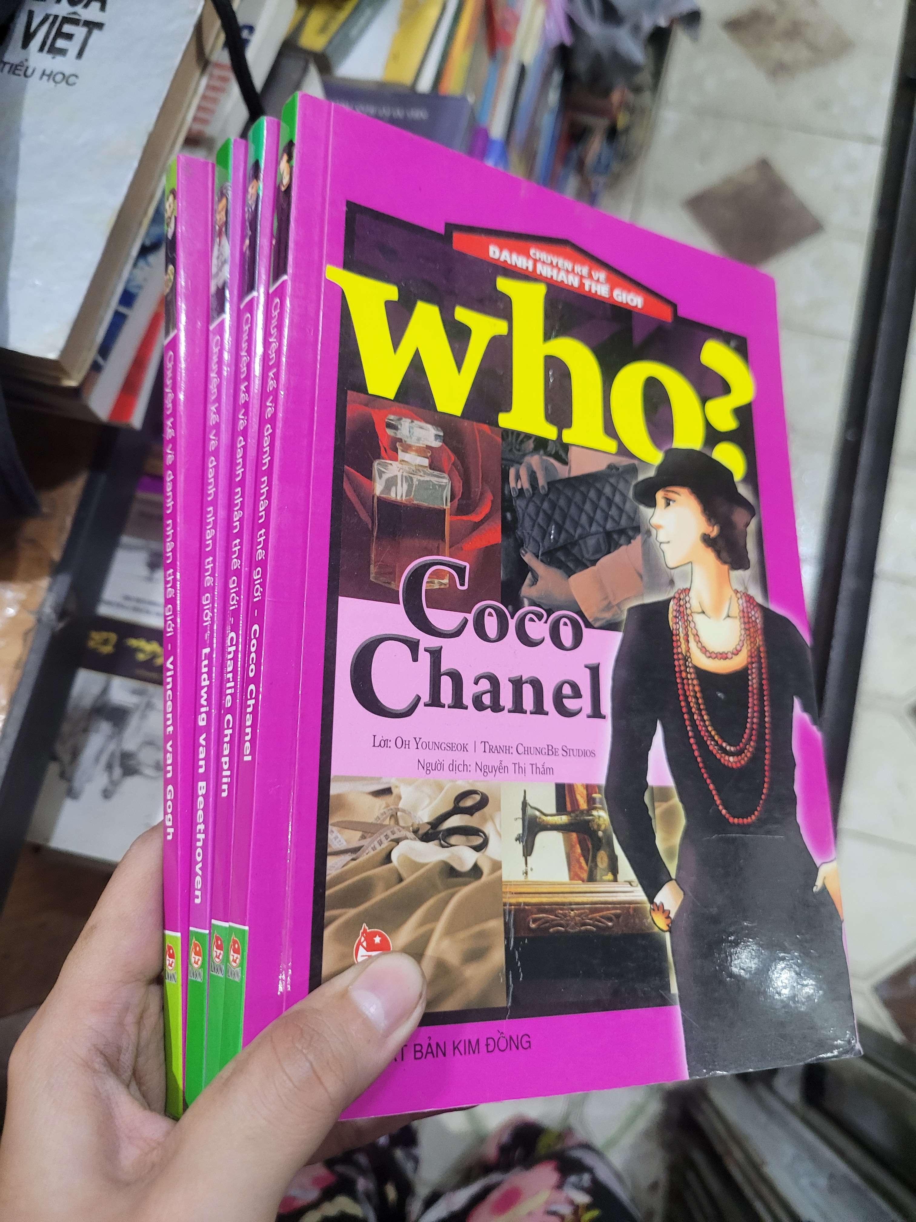 4 cuốn Chuyện kể về danh nhân thế giới (Coco Chanel, Charlie Chaplin, Ludwig van Beethoven, Vincent van Gogh) mới 80% ố, bẩn bìa (Sách Danh nhân) BGB