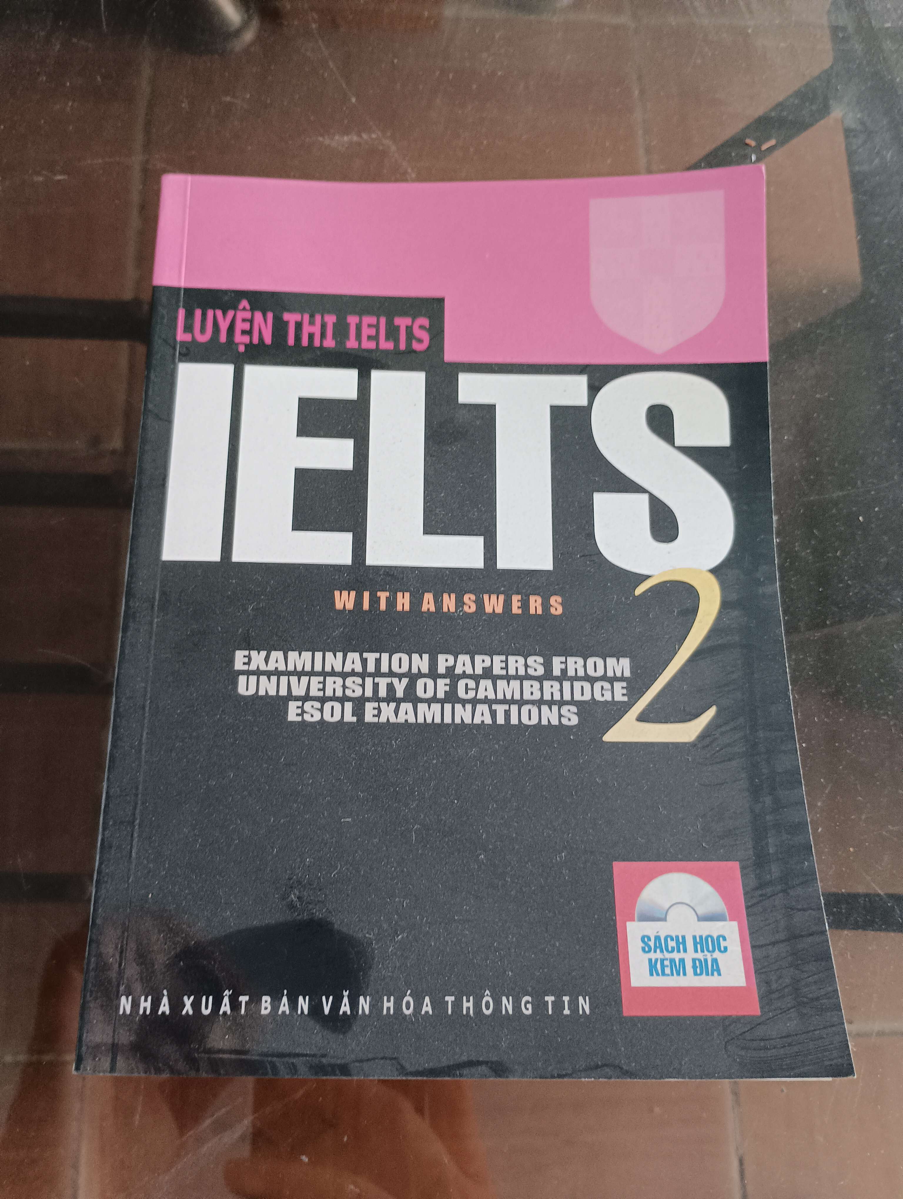 Luyện Thi IELTS 2 (Cambridge IELTS 2 With Answers) - University of Cambridge ESOL Examinations 2009 (Sách học ngoại ngữ) VAVO