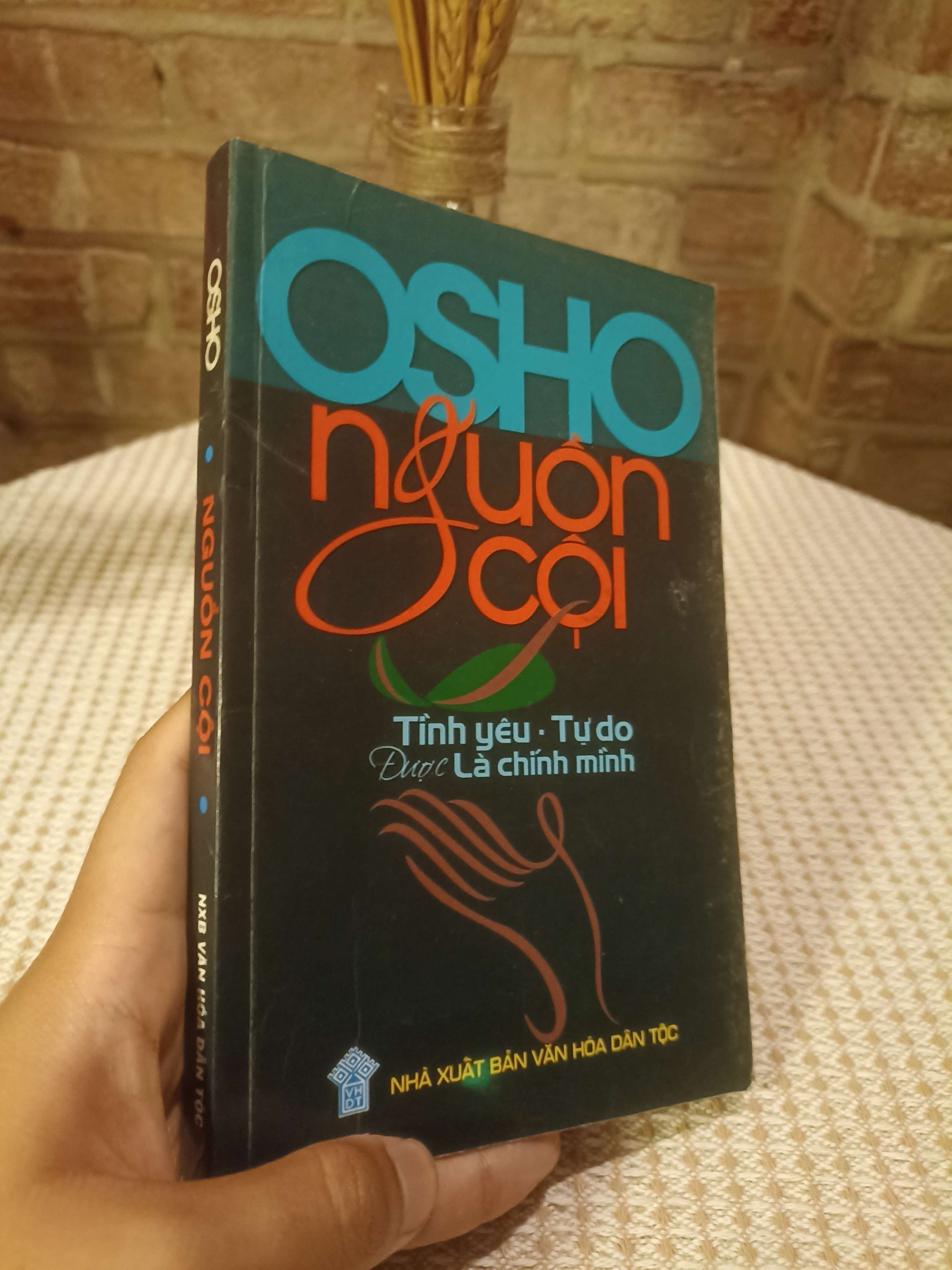 Nguồn cội: Tình yêu, tự do được là chính mình - OSHO (Sách tôn giáo - tâm linh) NSX