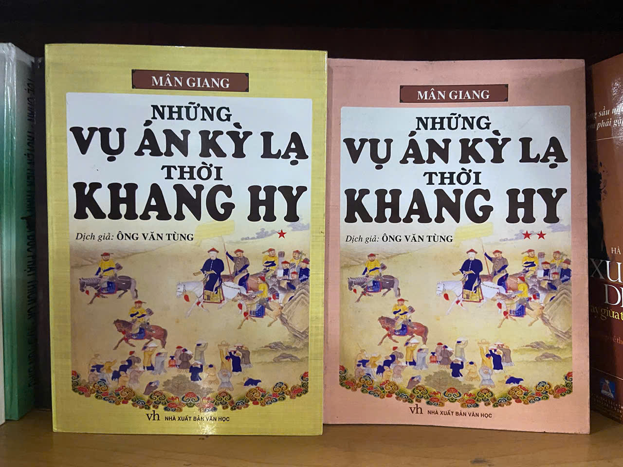 Những vụ án kỳ lạ thời Khang Hy - Mân Giang (Bộ 2 tập) (Sách văn học) VAVO
