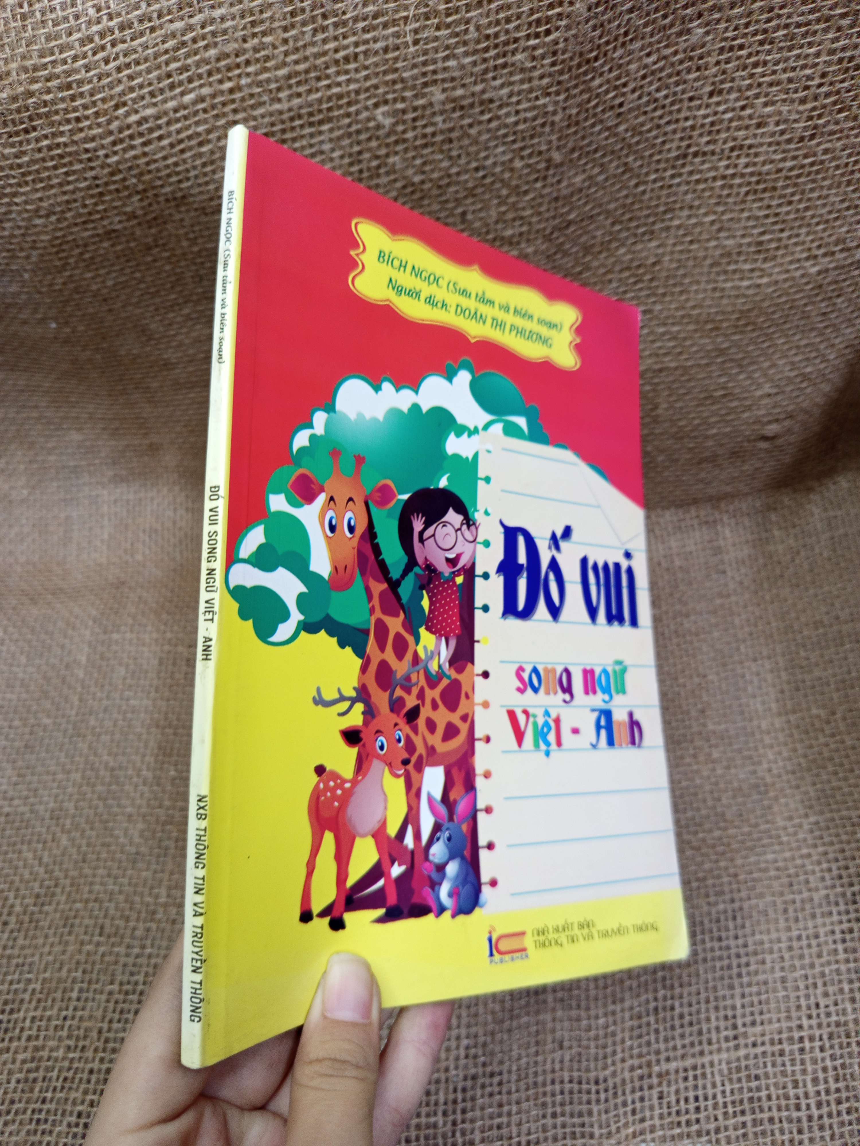 Đố vui song ngữ Việt - Anh - Bích Ngọc 2018 mới 80% bẩn bìa, ố (Sách tự học tiếng Anh) HLSC