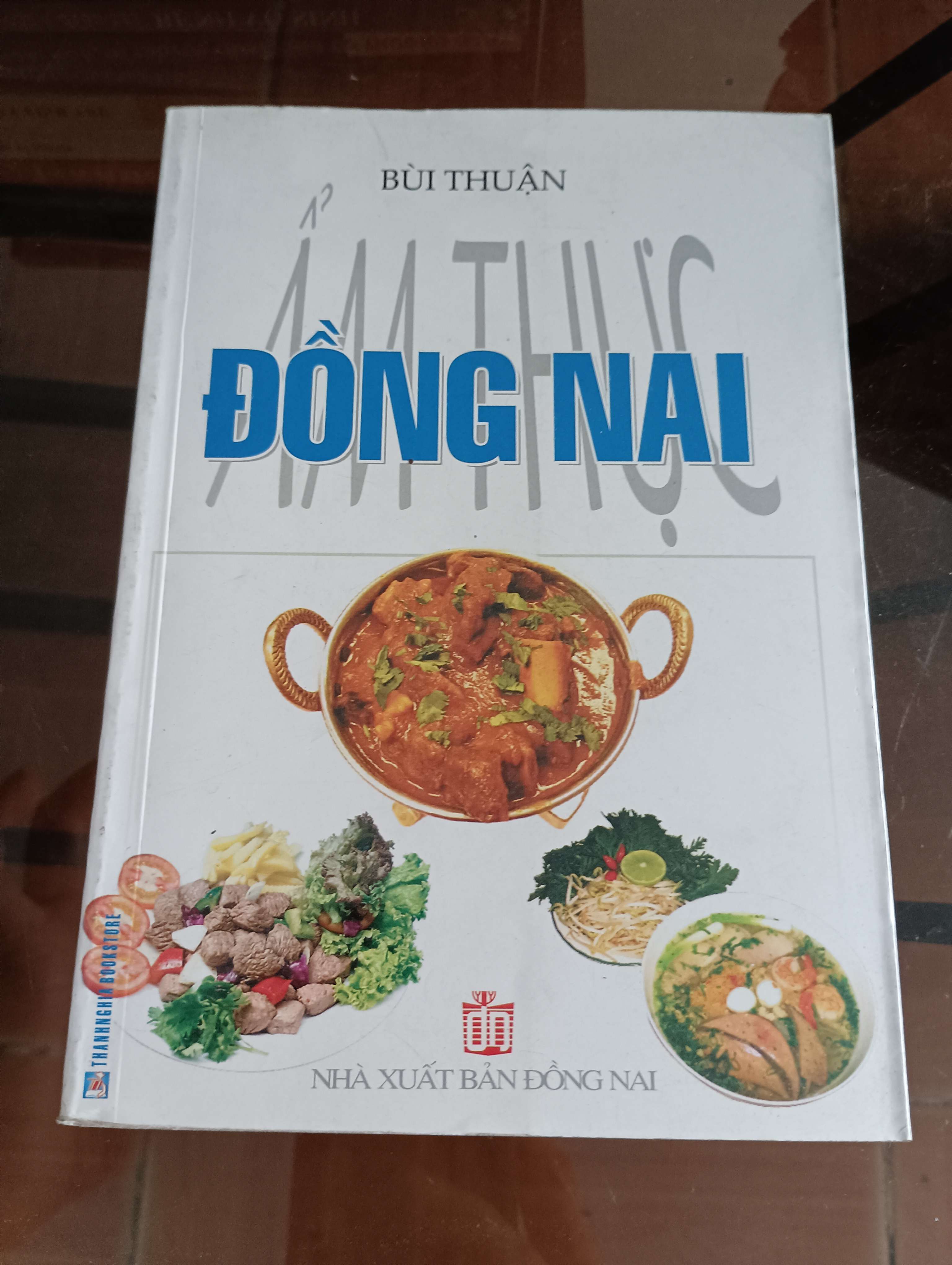 Ẩm thực Đồng Nai - Bùi Thuận 2012 (Sách kiến thức tổng hợp) VAVO