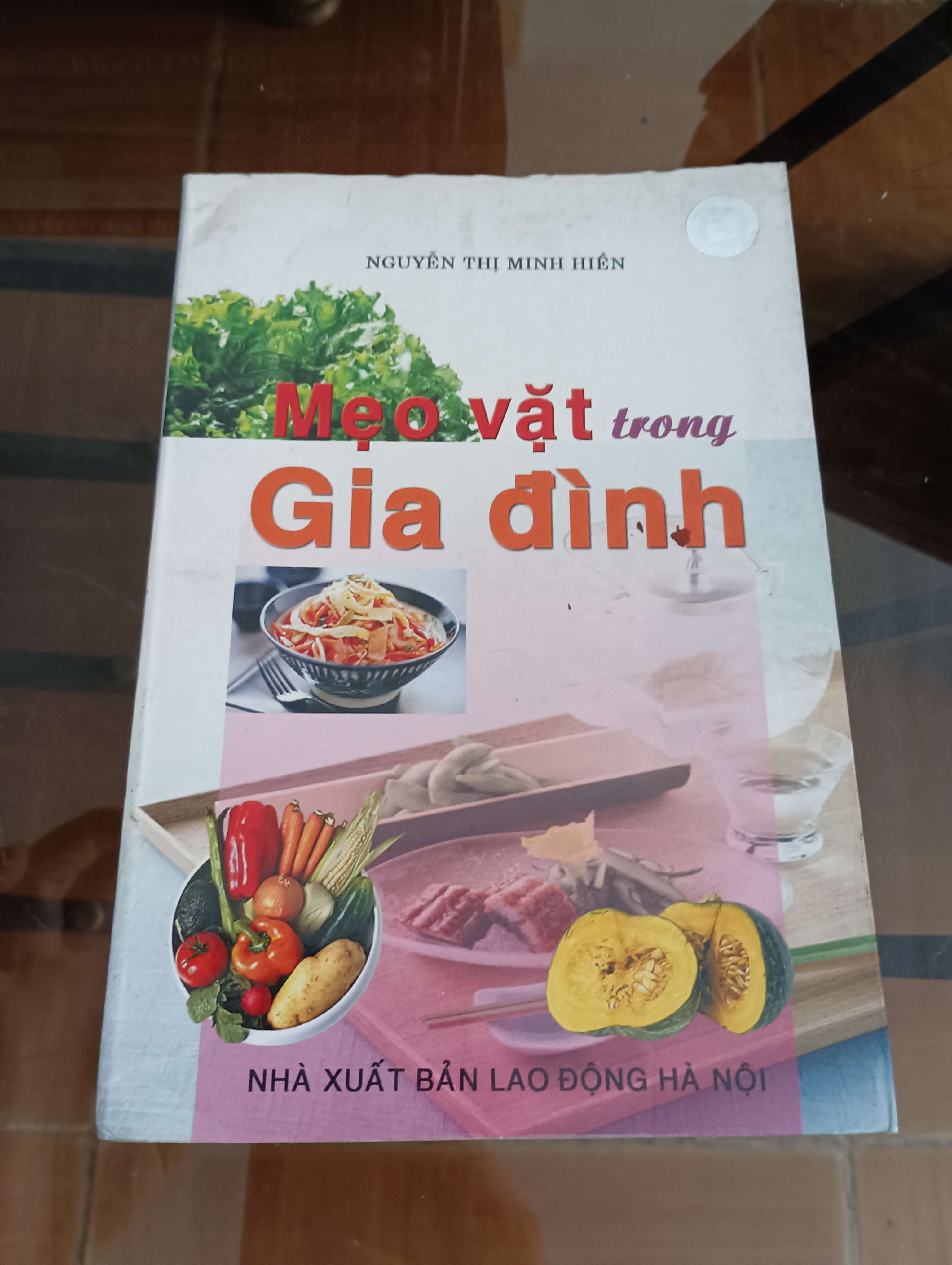 Mẹo vặt trong gia đình - Nguyễn Thị Minh Hiền 2006 (Kỹ năng sống) VAVO