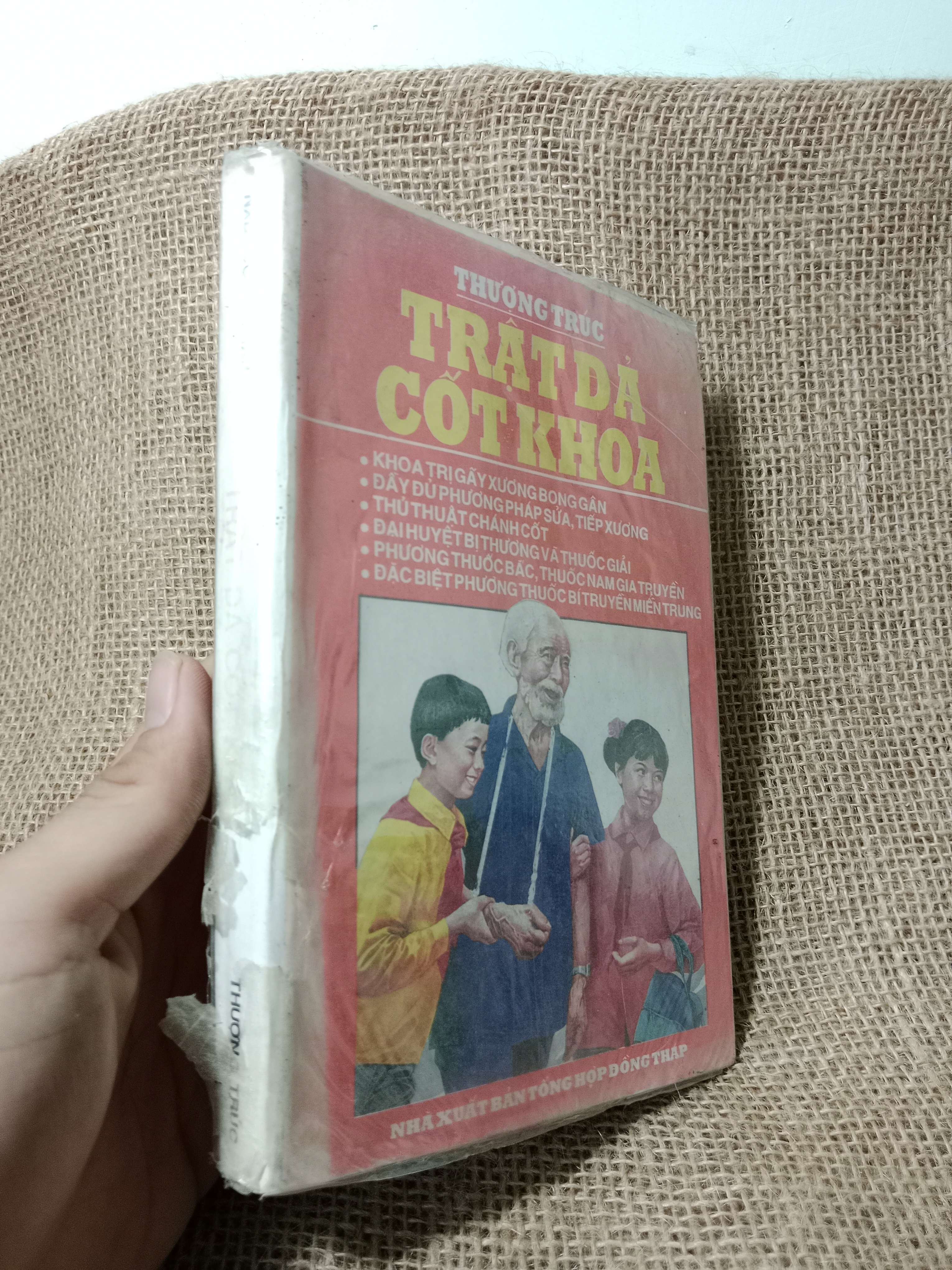 Trật Đả Cốt Khoa - Thượng Trúc 1993 mới 80% (Sách Y học - Sức khỏe - Thể thao) HCM