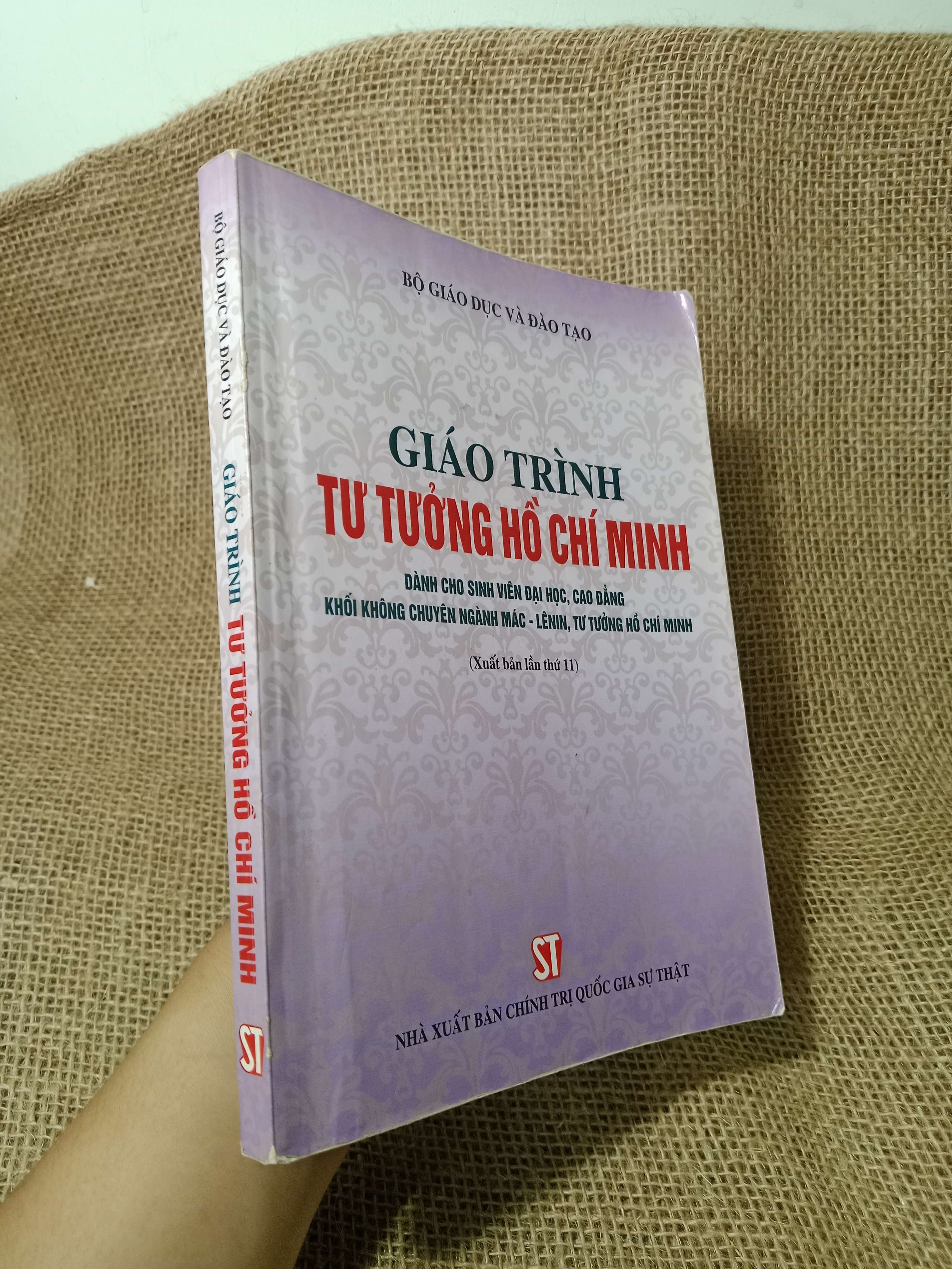 Giáo trình tư tưởng Hồ Chí Minh 2018 mới 70% , có chữ (Giáo trình đại học - cao đẳng) HCM