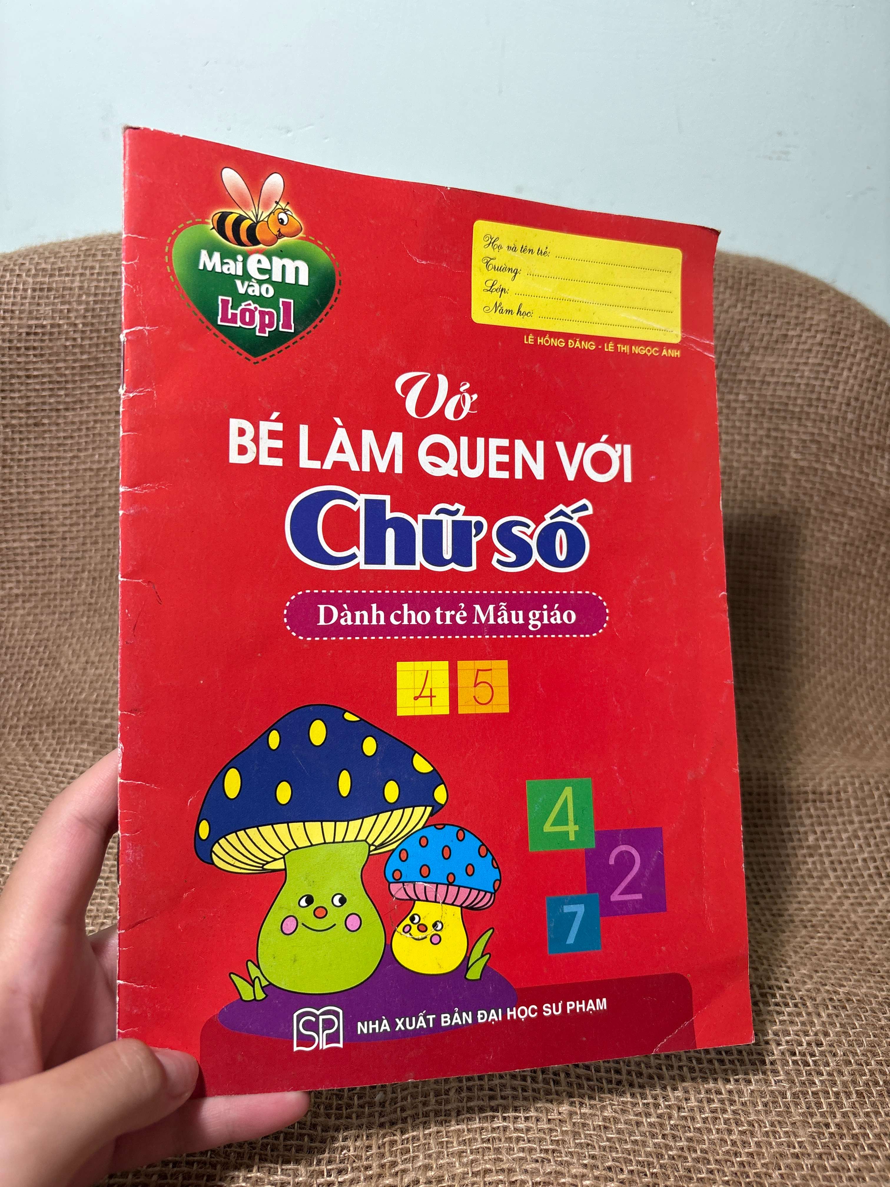 Vở bé làm quen với chữ số dành cho trẻ Mẫu giáo 2019 mới 80% (Sách giáo khoa - giáo trình) HCM