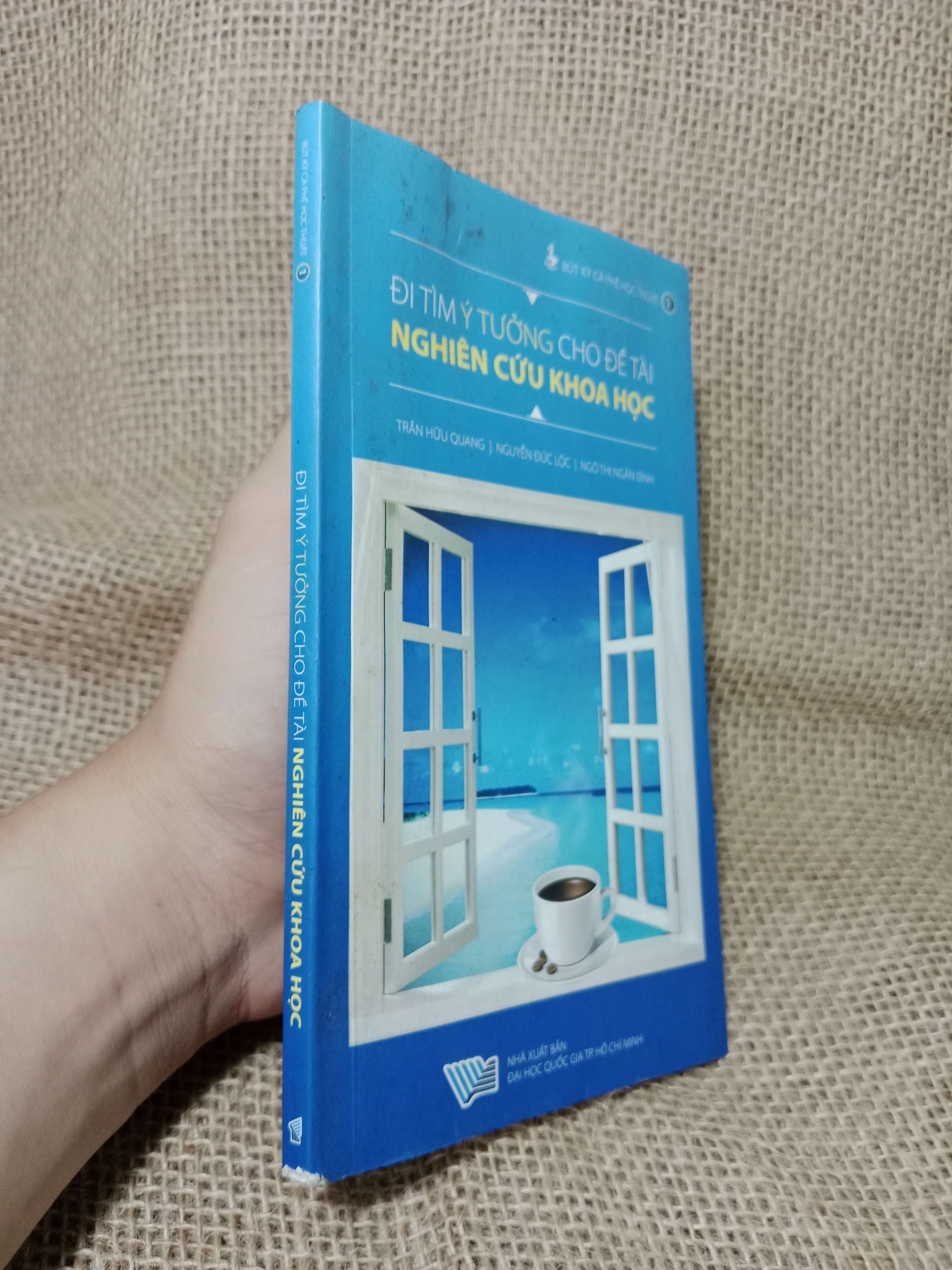 Đi tìm ý tưởng cho đề tài nghiên cứu khoa học 2013 mới 60% , có vệt nước, bị ẩm (Giáo trình đại học - cao đẳng) HLSC