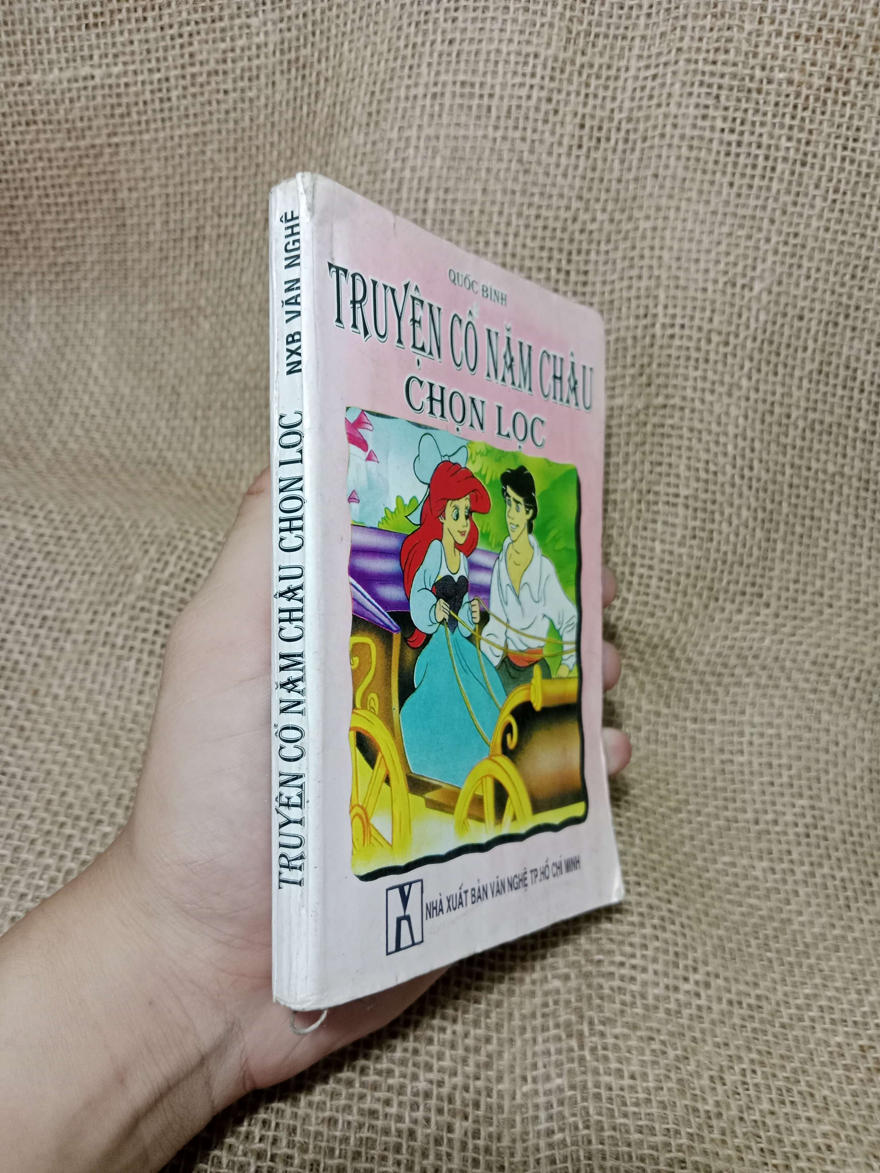 Truyện cổ năm châu chọn lọc 1997 mới 80% (Sách văn học) HLSC