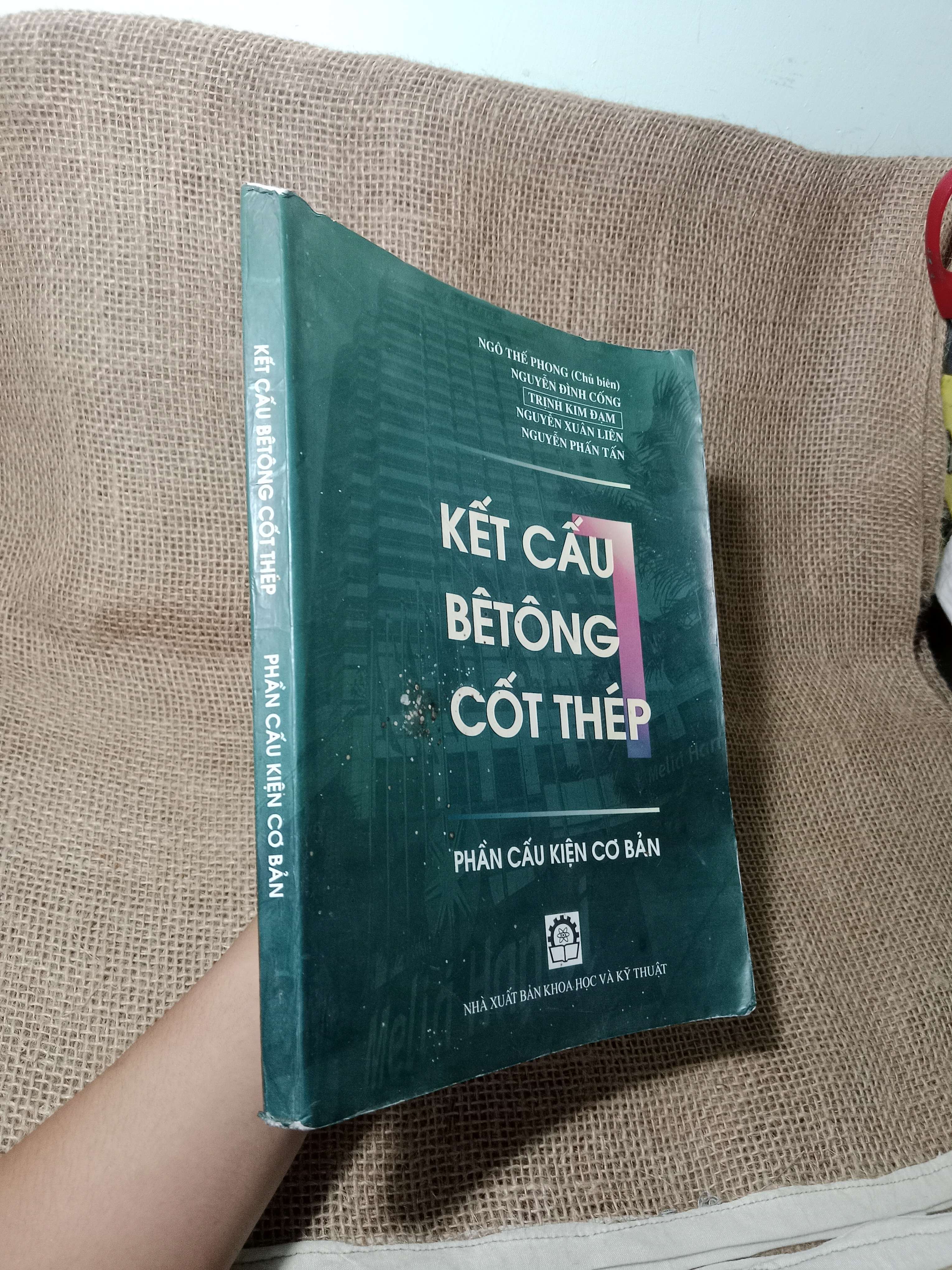 Kết cấu bêtông cốt thép - Phần cấu kiện cơ bản 2004 mới 80% (Giáo trình đại học - cao đẳng) HCM