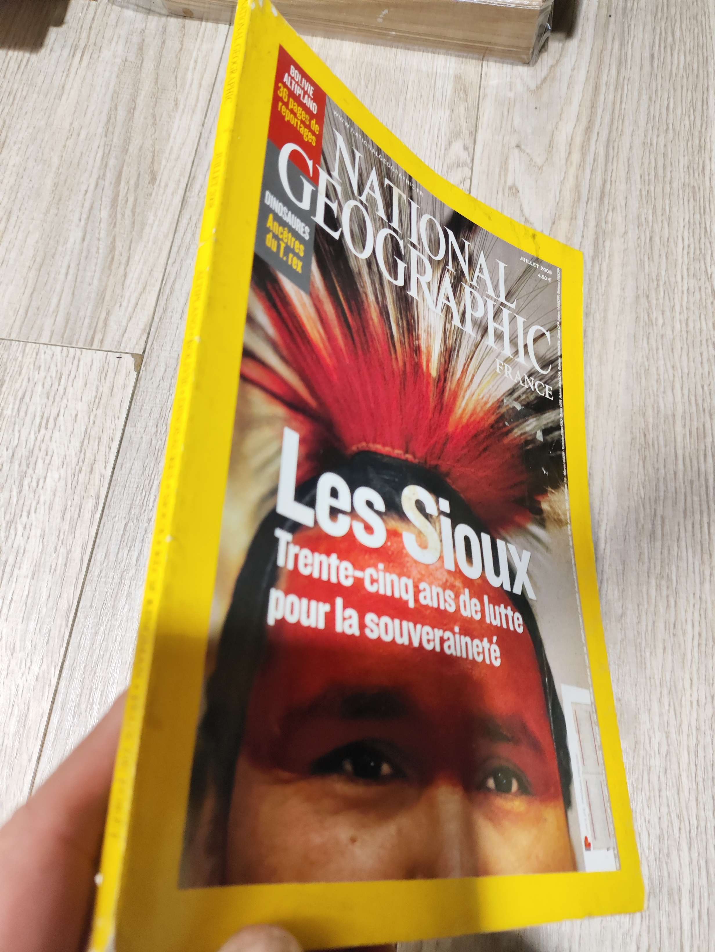 National geographic - Les Sioux 2008 Tạp Chí Đẹp, mới 80% (Tạp chí) LNTQ