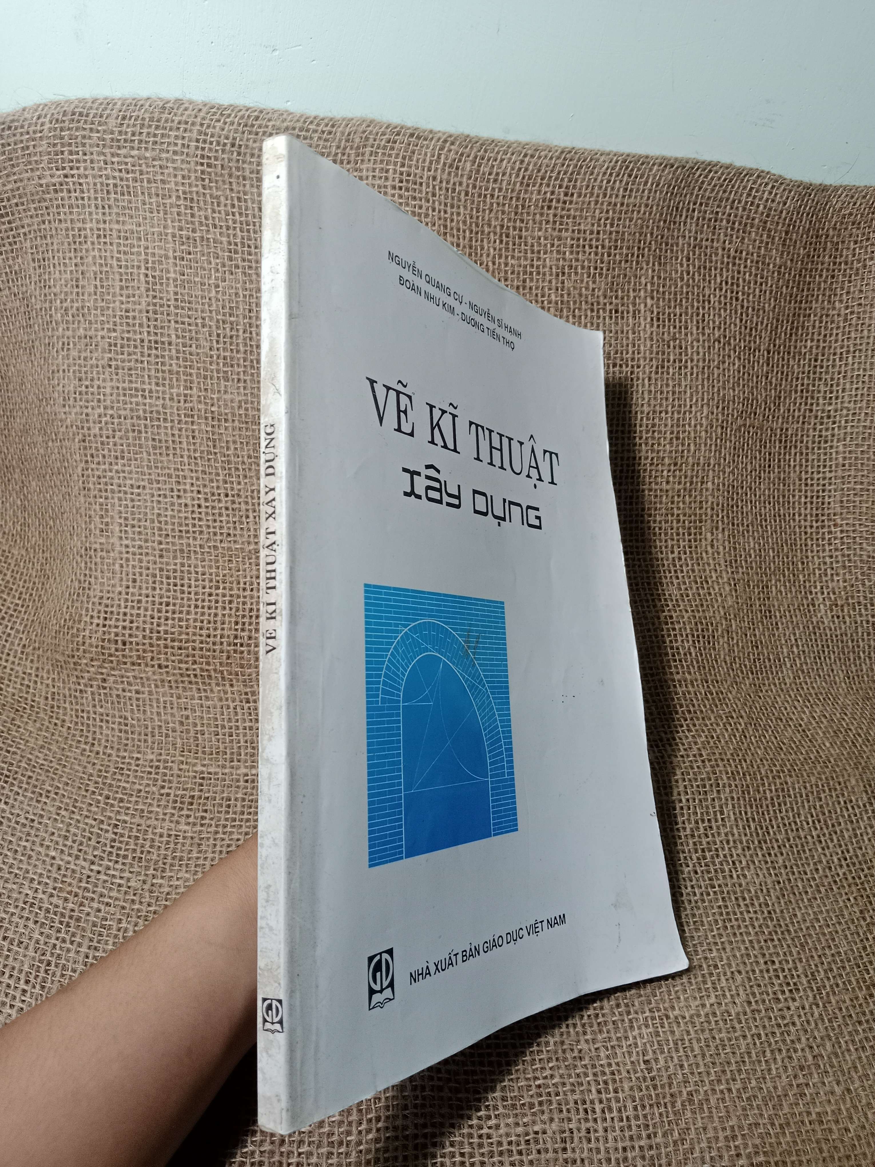 Vẽ kĩ thuật xây dựng 2011 mới 80% (Giáo trình đại học - cao đẳng) HCM
