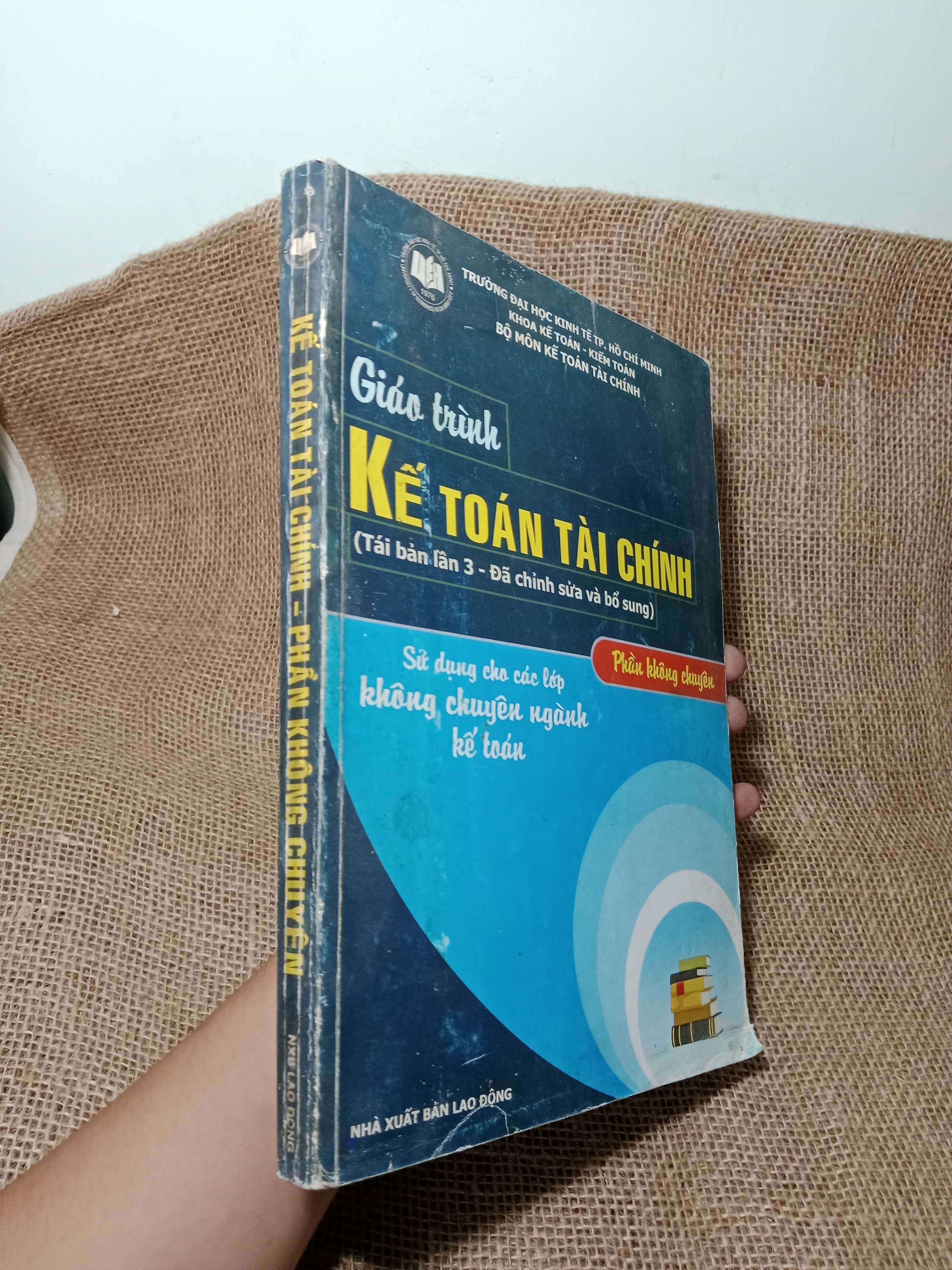 Giáo trình kế toán tài chính 2011 mới 80% (Giáo trình đại học - cao đẳng) HCM