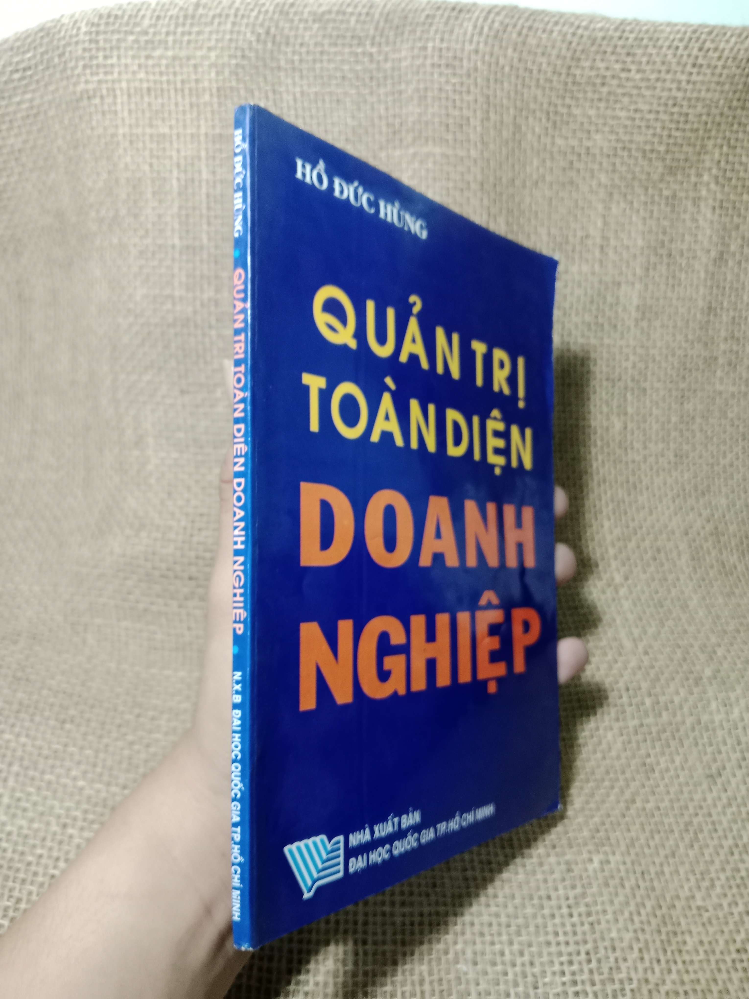 Quản trị toàn diện doanh nghiệp - Hồ Đức Hùng 2000 mới 70% , highlight (Quản trị - lãnh đạo) HCM