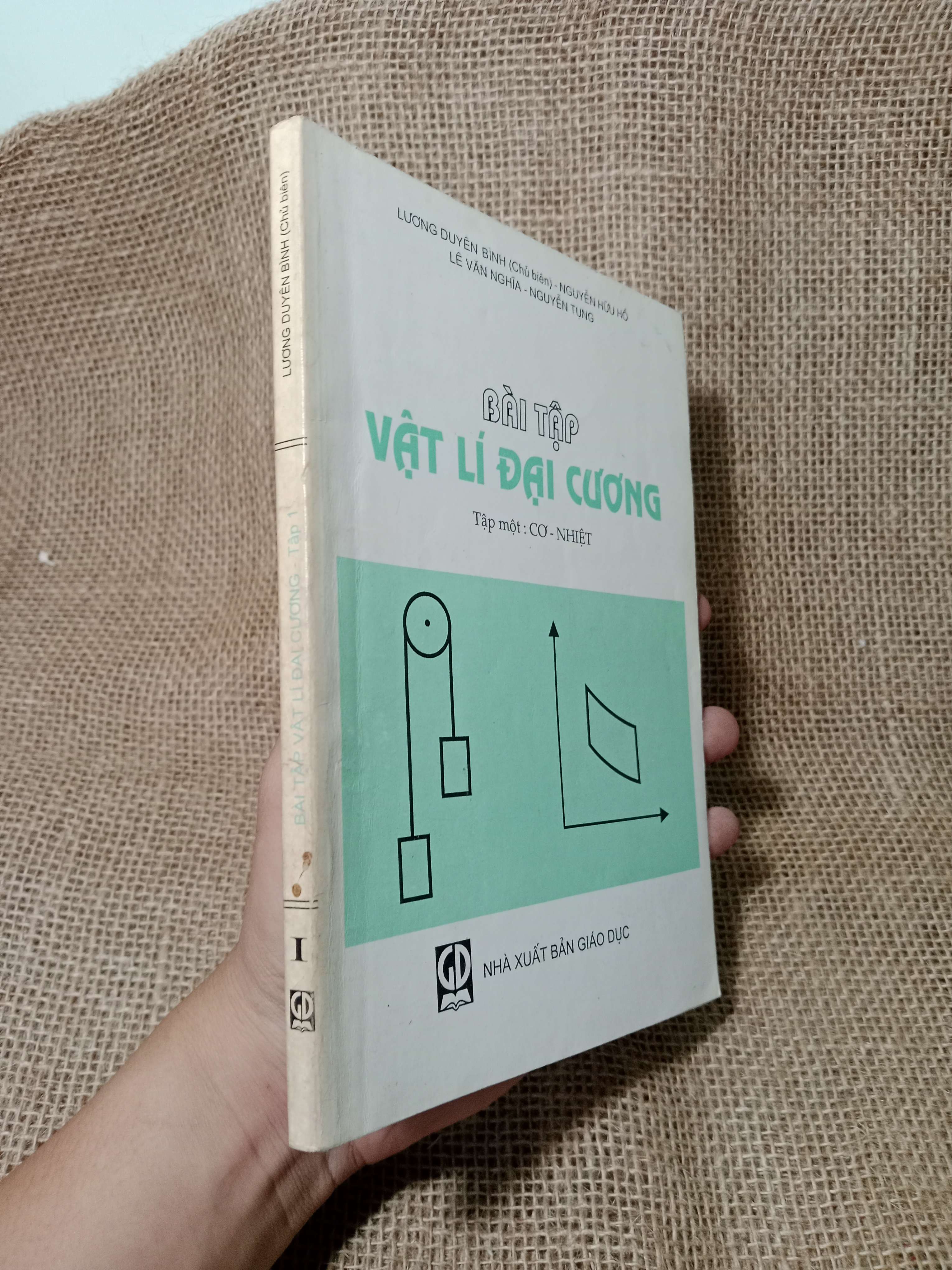 Bài tập vật lí đại cương tập một: Cơ-Nhiệt - Lương Duyên Bình 2003 mới 80% (Sách giáo khoa - giáo trình) HCM