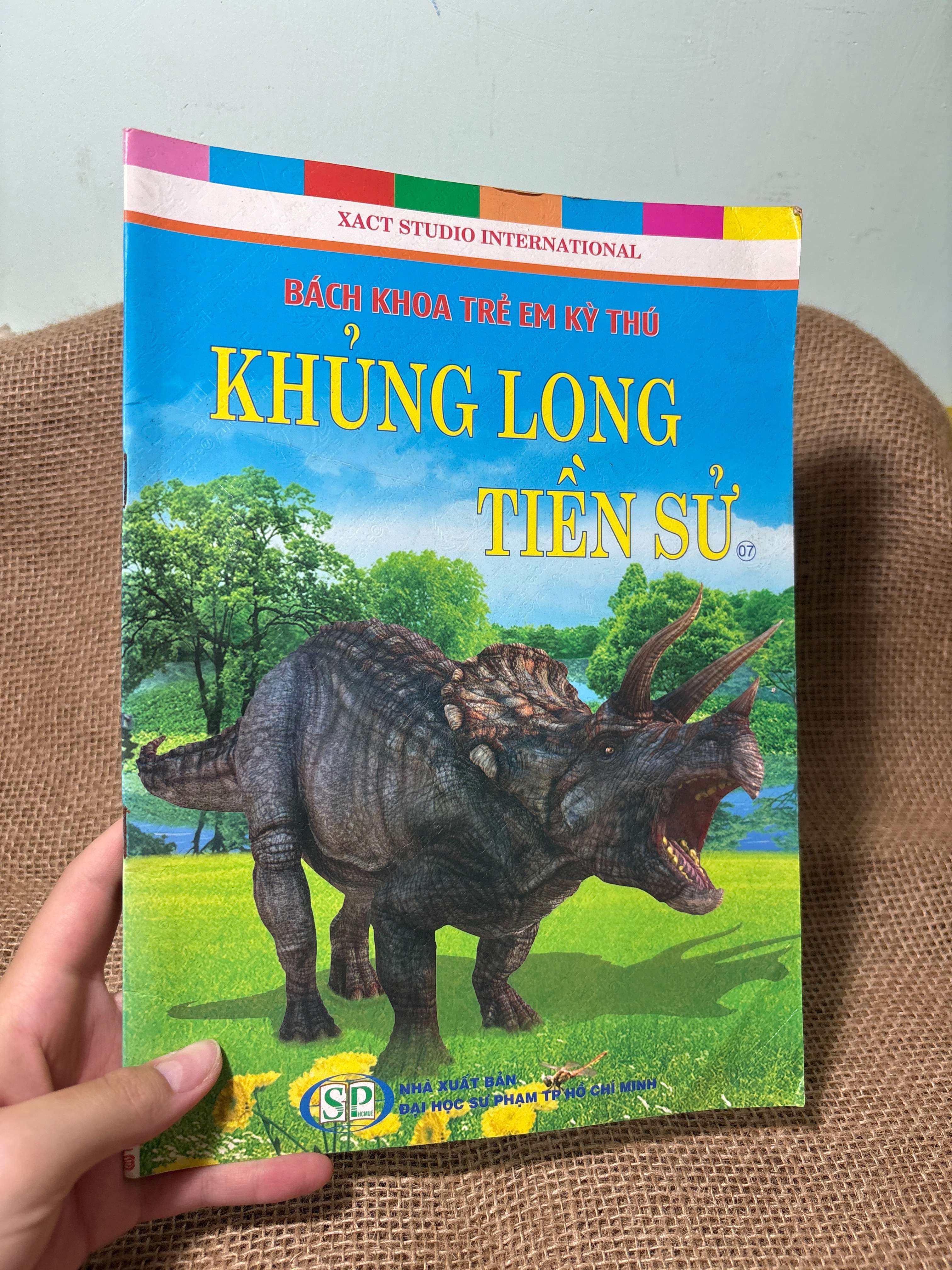 Bách khoa trẻ em kỳ thú Khủng long tiền sử 2016 mới 80% (Sách thiếu nhi) HCM