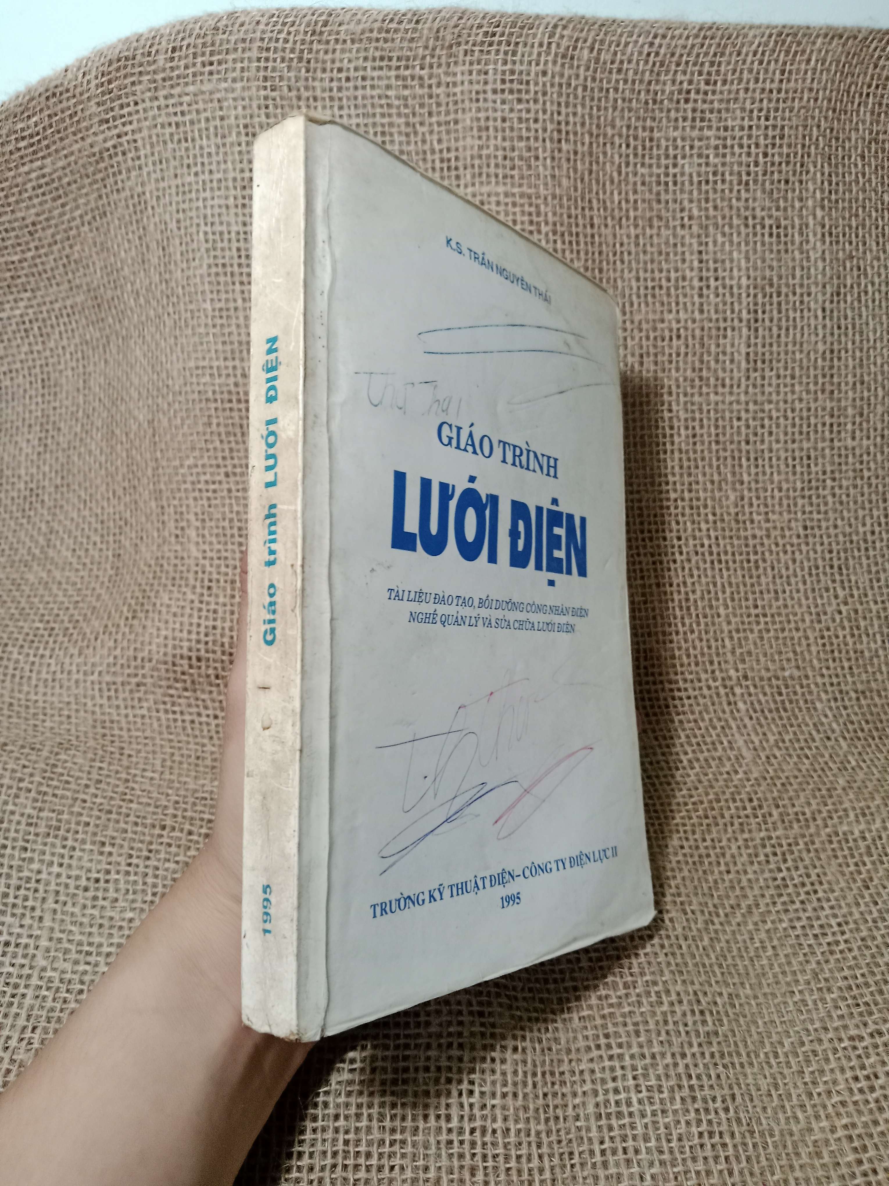 Giáo trình lưới điện - Trần Nguyên Thái 1995 mới 70% , có chữ, có vệt nước (Giáo trình đại học - cao đẳng) HCM