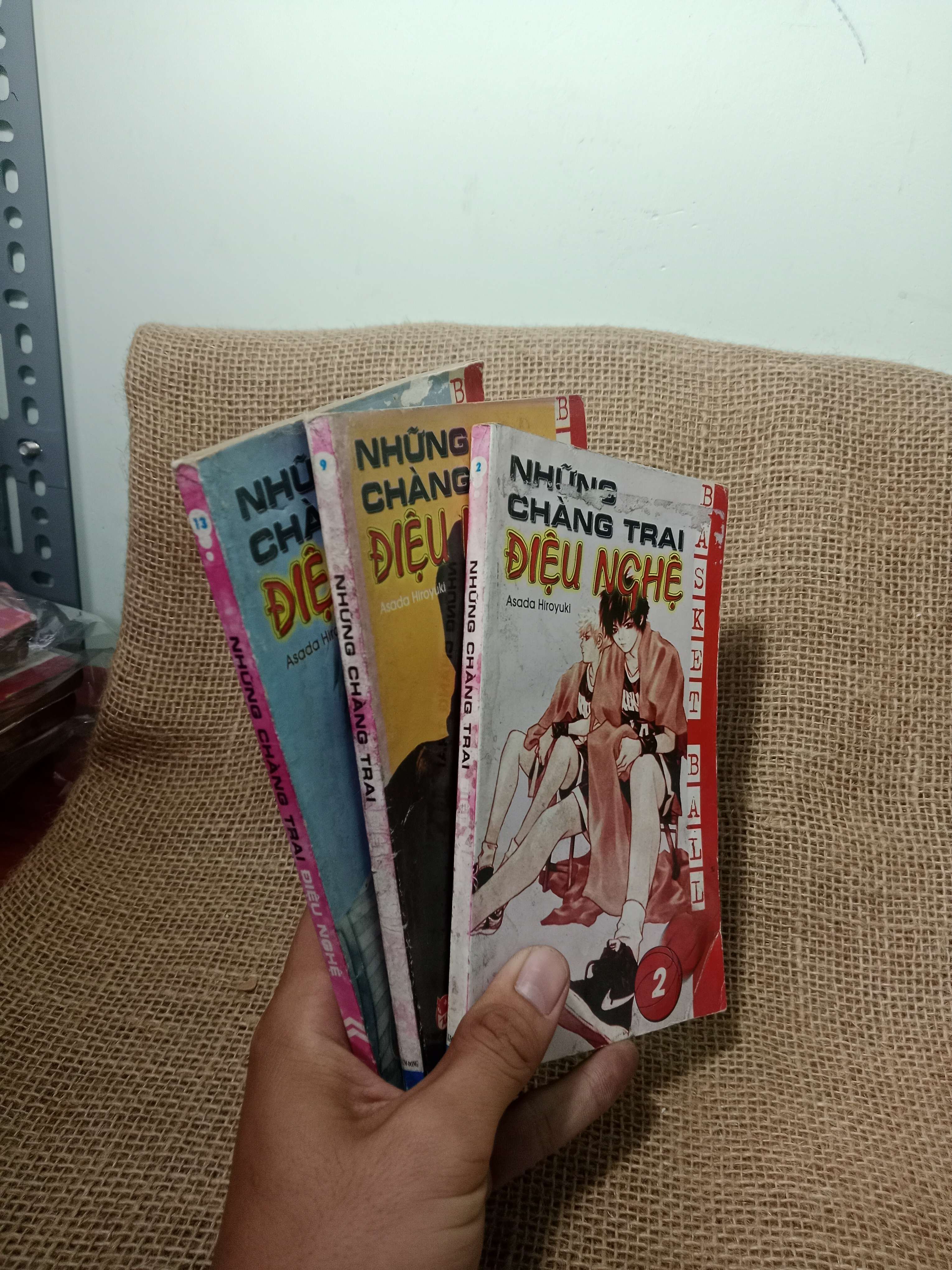 3 cuốn Những chàng trai điệu nghệ (tập 2,9,13) - Asada Hỉoyuki mới 70%, tróc gáy, tróc bìa (Truyện tranh ) HLSC