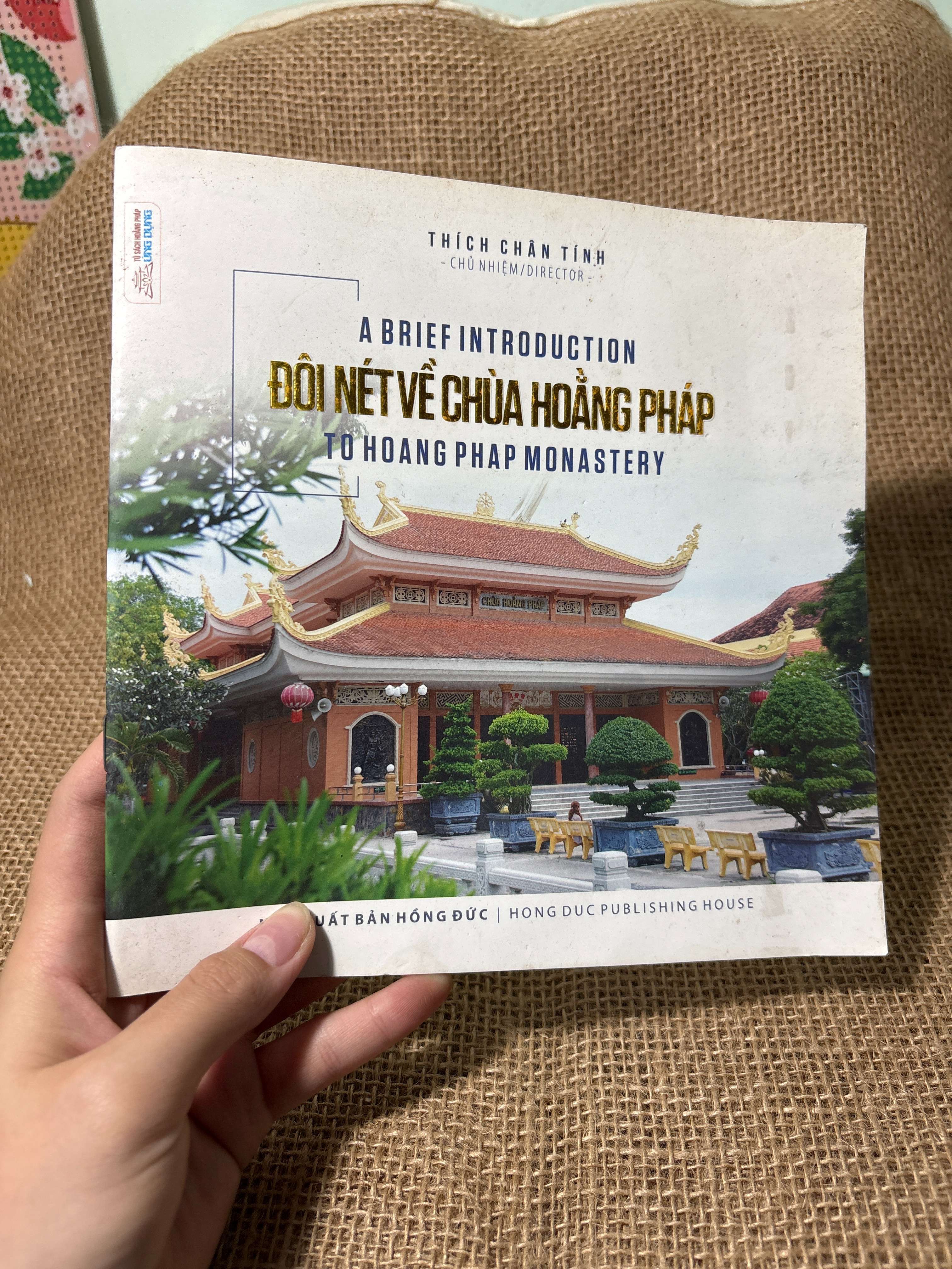 Đôi nét về chùa Hoằng Pháp - Thích Chân Tính 2018 mới 80% (Sách tôn giáo - tâm linh) HLSC