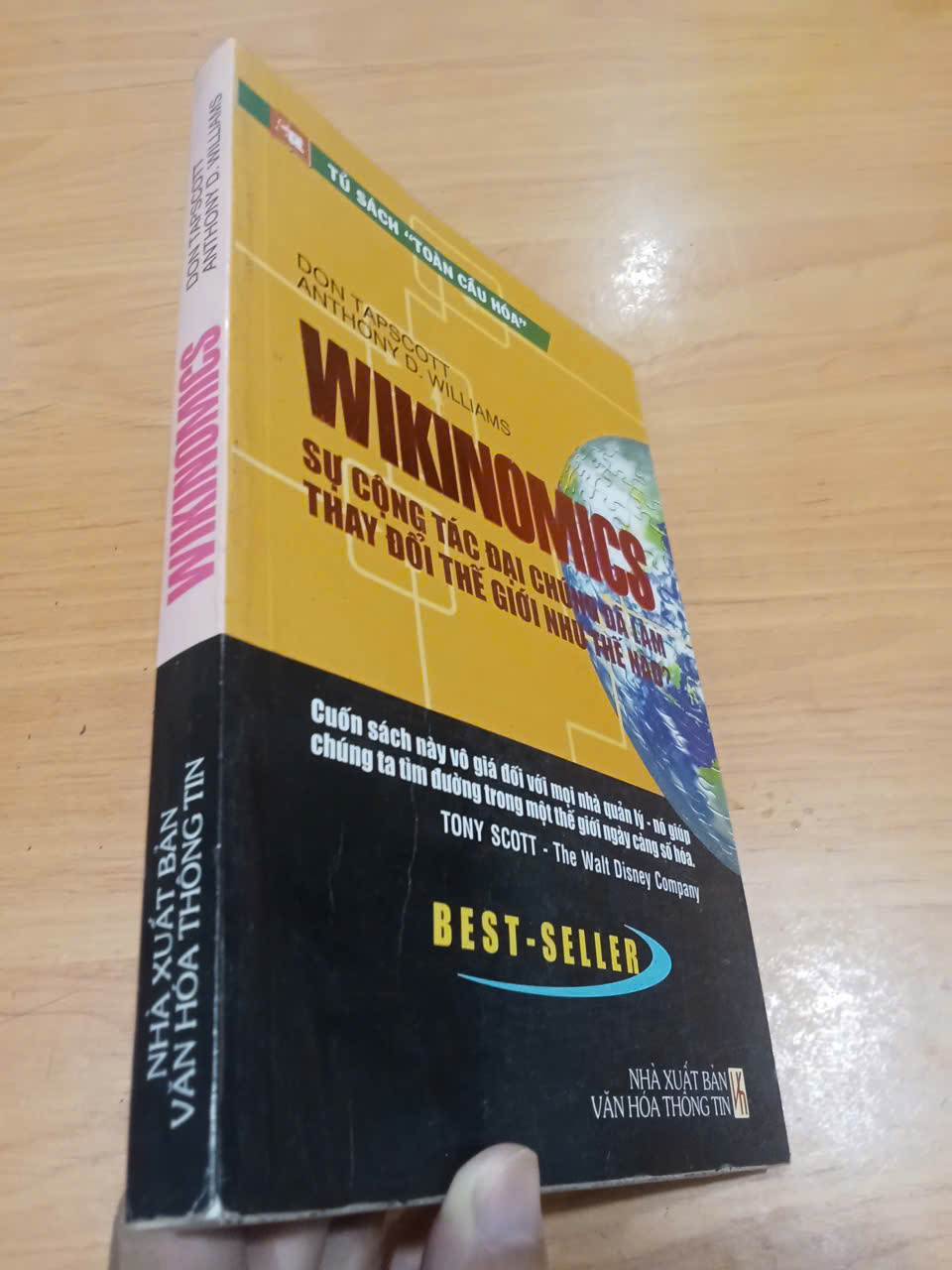 Wikinomics: Sự cộng tác đại chúng đã làm thay đổi thế giới như thế nào? -Don Tapscott, Anthony D. Williams mới 80% (Sách kinh tế - tài chính - chứng khoán) HCM (MVB)