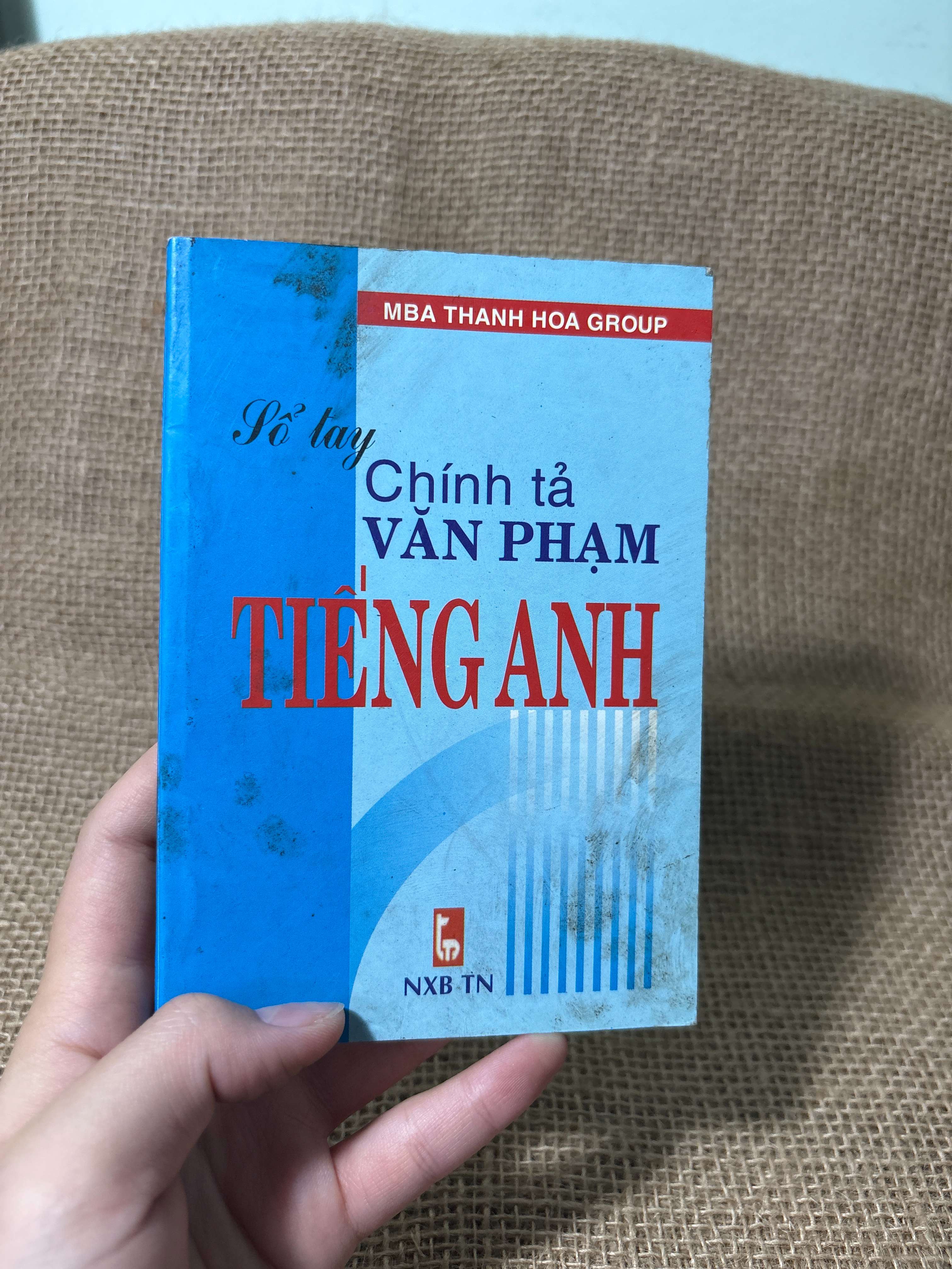 Sổ tay chính tả văn phạm tiếng Anh 2000 mới 80% (Sách tự học tiếng Anh) HLSC
