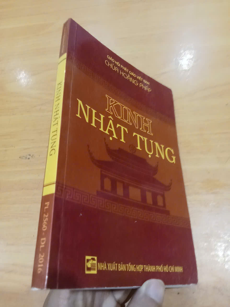Kinh nhật tụng 2014 mới 80% (Sách tôn giáo - tâm linh) HCM (MVB)
