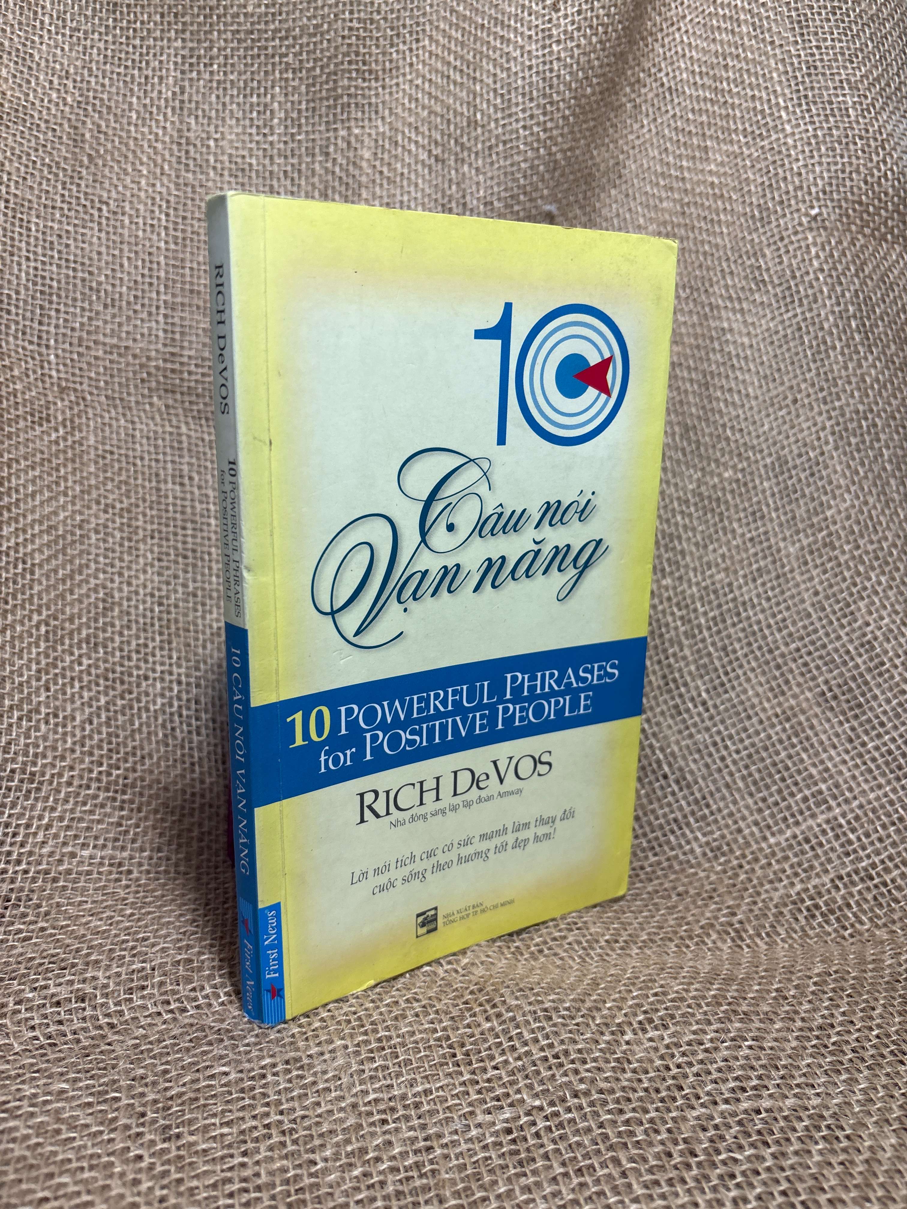 10 vạn câu hỏi vạn năng - Rich DeVOS 2011 mới 80% (Sách kỹ năng) HCM