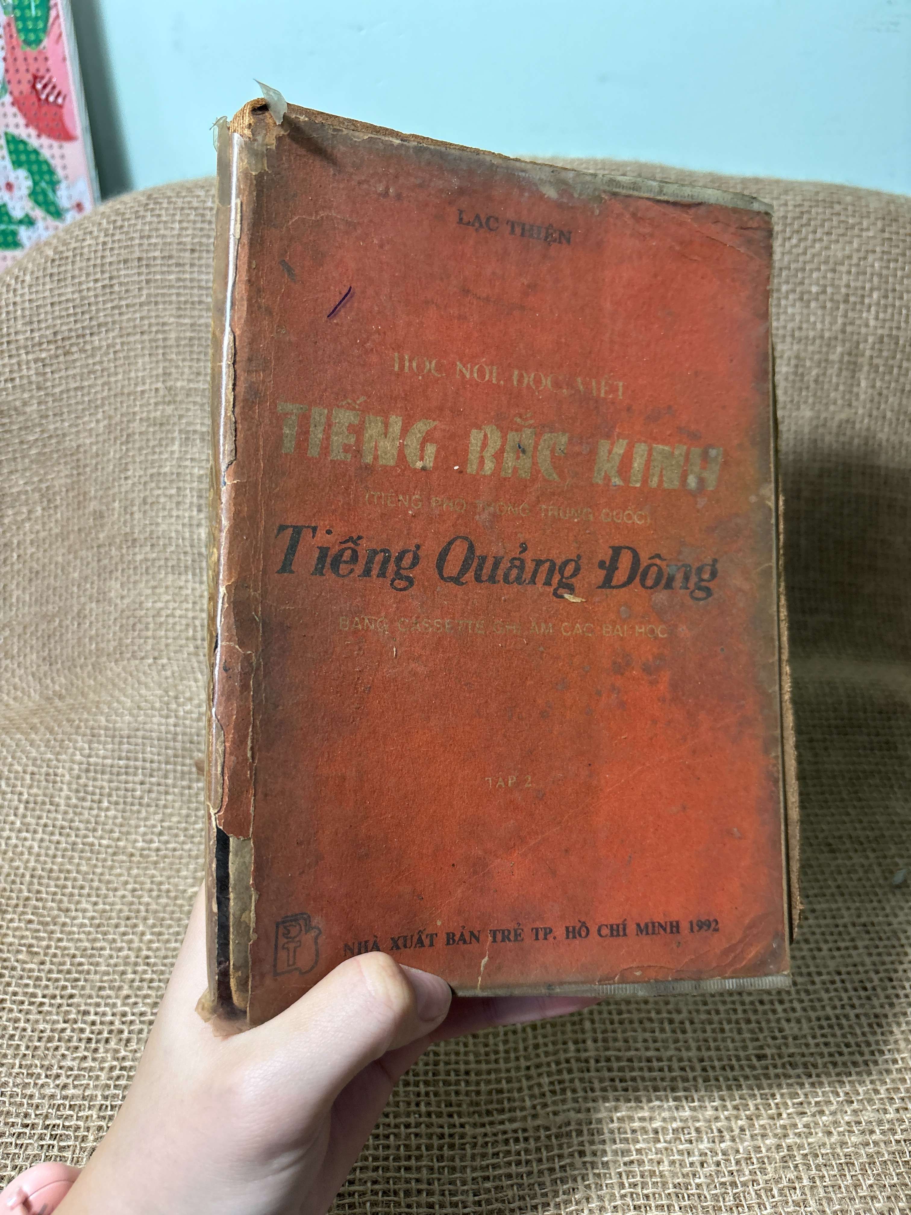 Học nói, học viết tiếng Bắc Kinh (tiếng phổ thông Trung Quốc) Tiếng Quảng Đông 1992 mới 70%, tróc gáy (Sách học tiếng Trung) HLSC