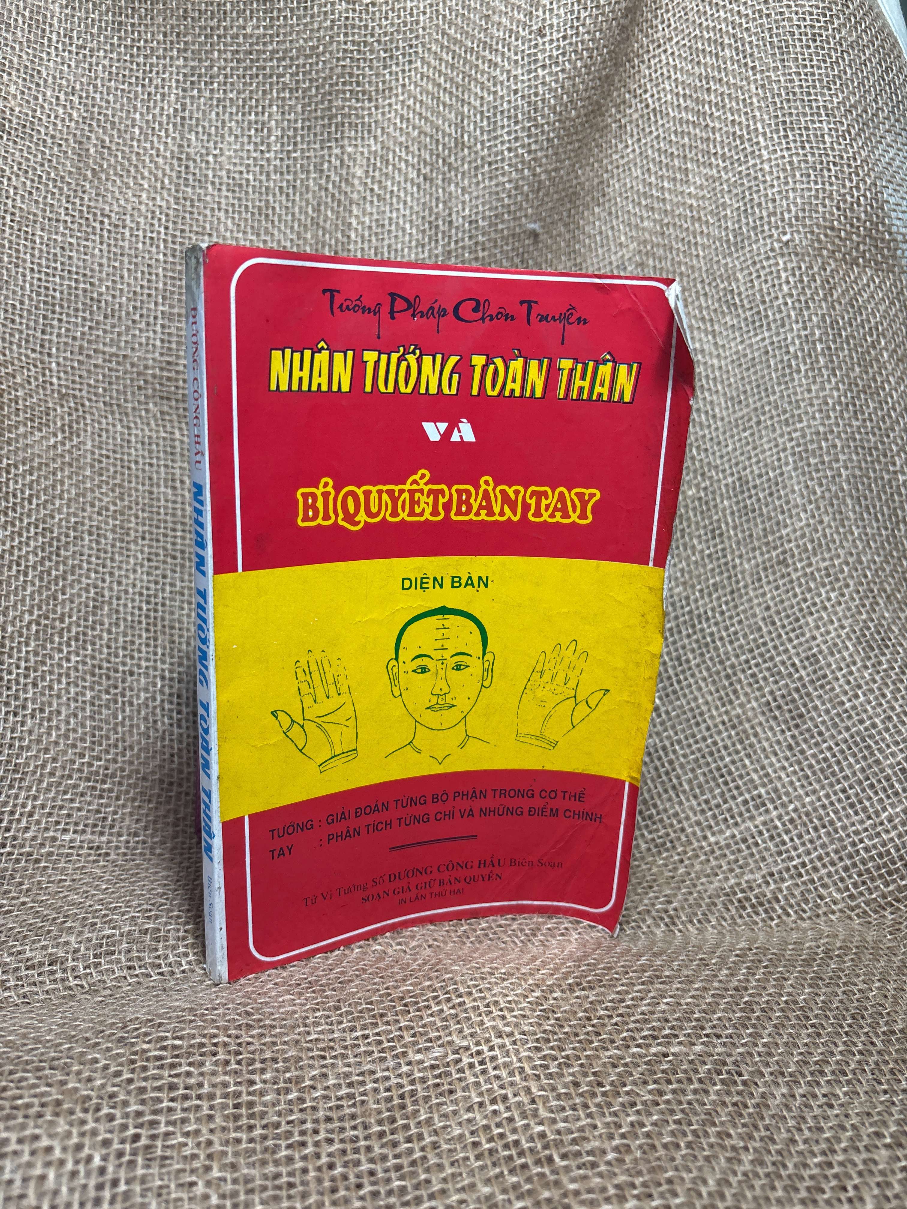 Nhân tướng toàn thân và bí quyết bàn tay - Dương Công Hầu 1986 mới 80% (Sách tôn giáo - tâm linh) HCM