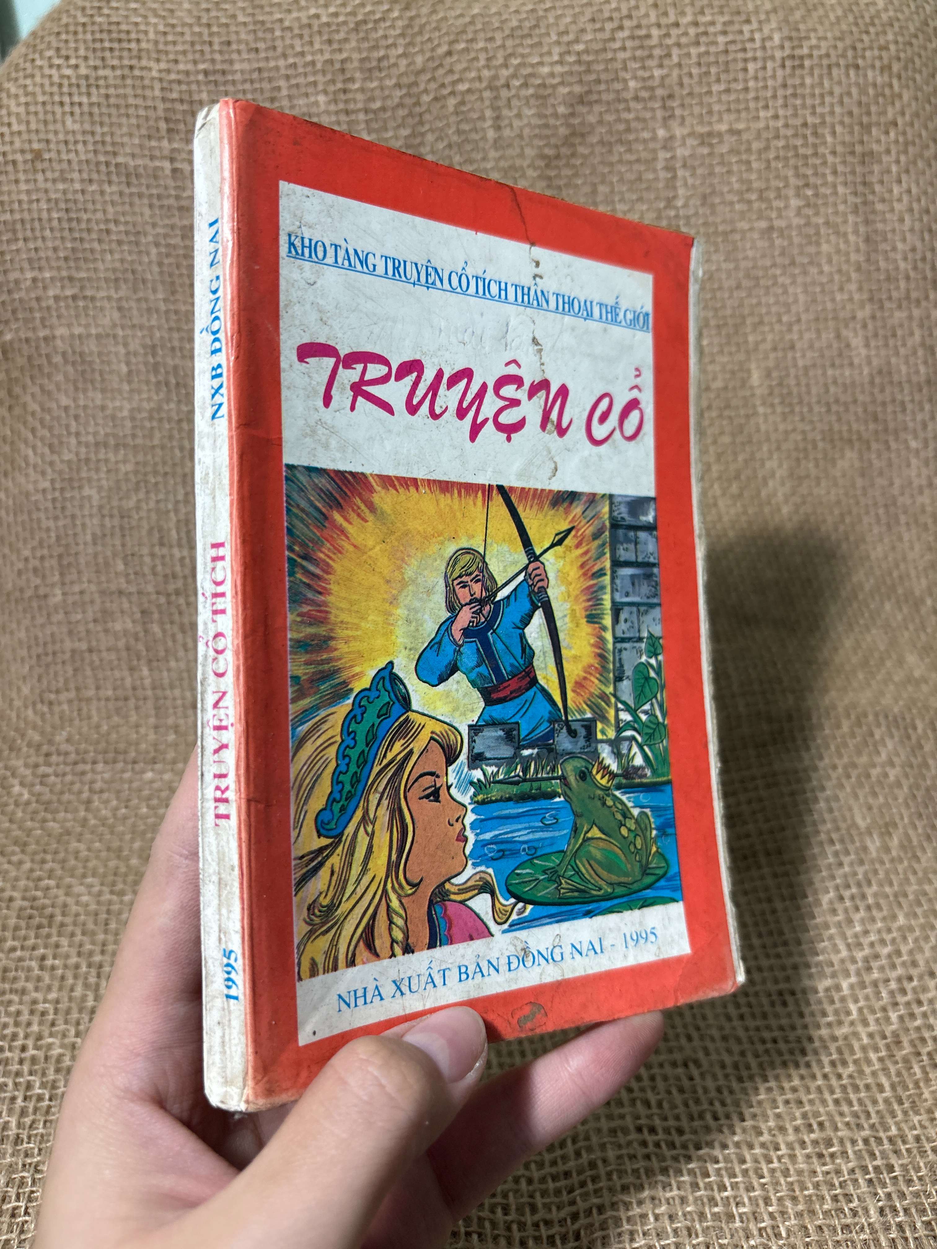 Truyện cổ tích 1995 mới 80% (Sách văn học) HLSC