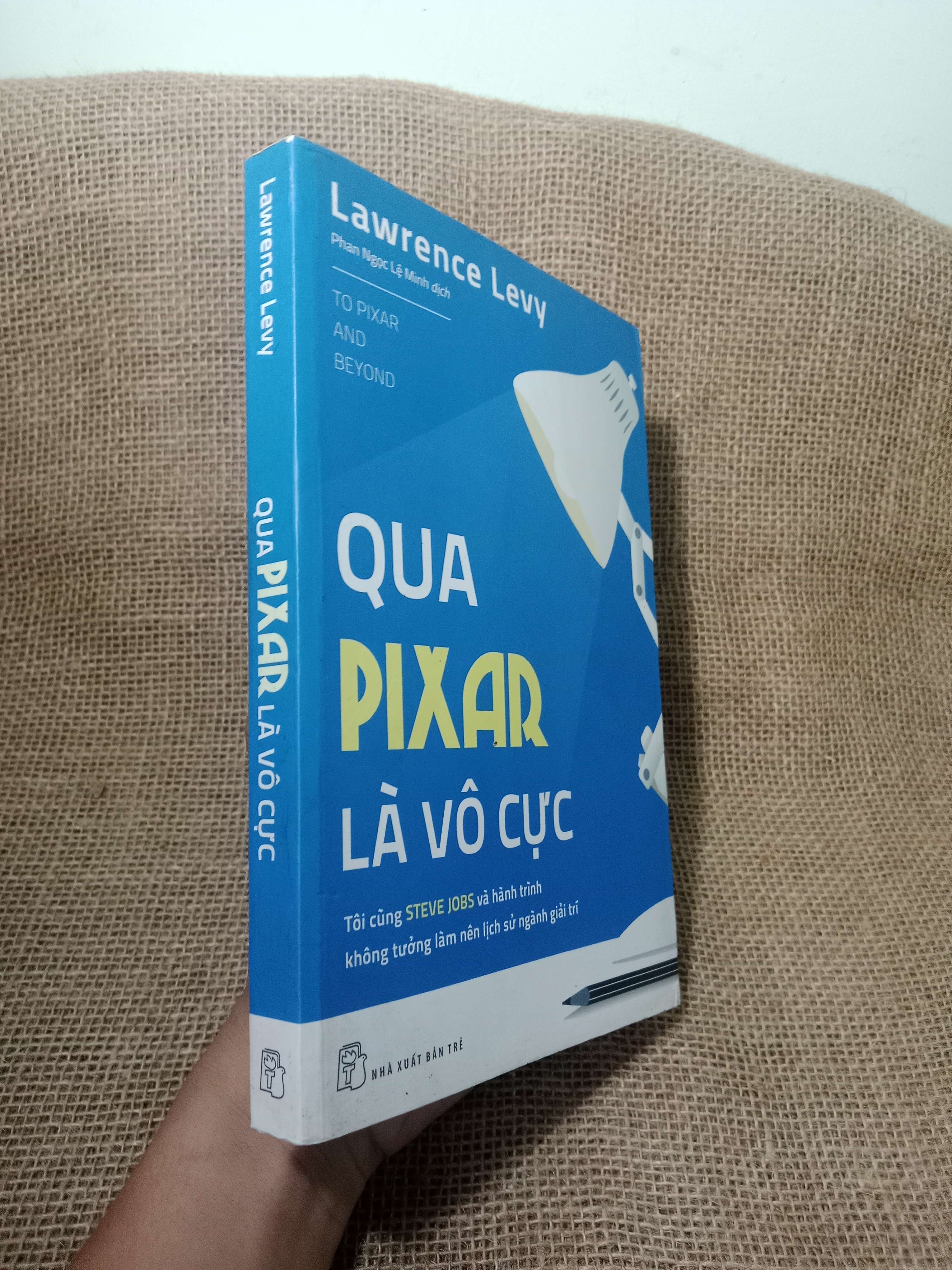 Qua Pixar là vô cực - Lawrence Levy 2017 mới 80% (Sách văn học) NSX